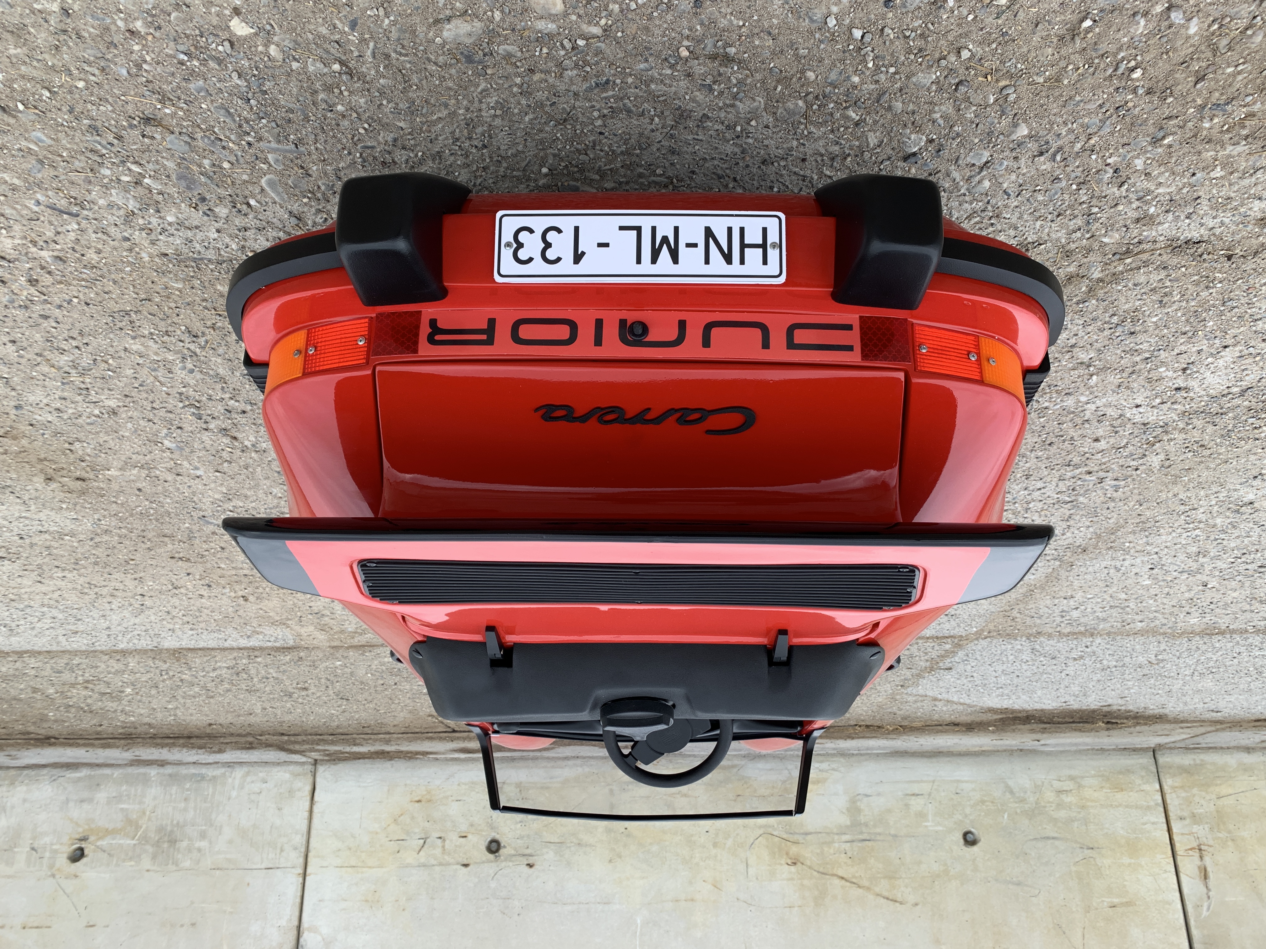 PORSCHE 911 CARRERA JUNIOR CHILDREN'S CAR