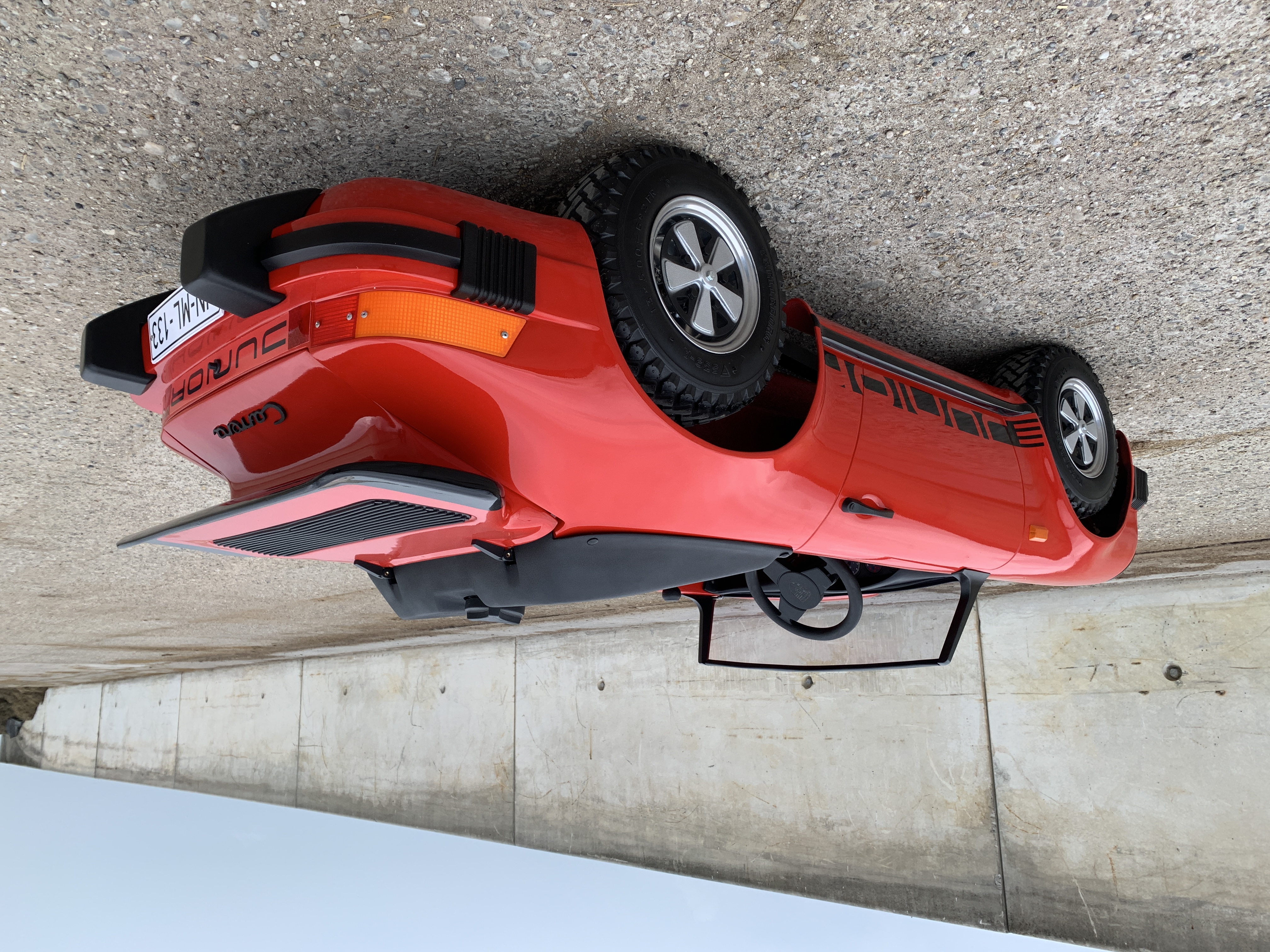 PORSCHE 911 CARRERA JUNIOR CHILDREN'S CAR