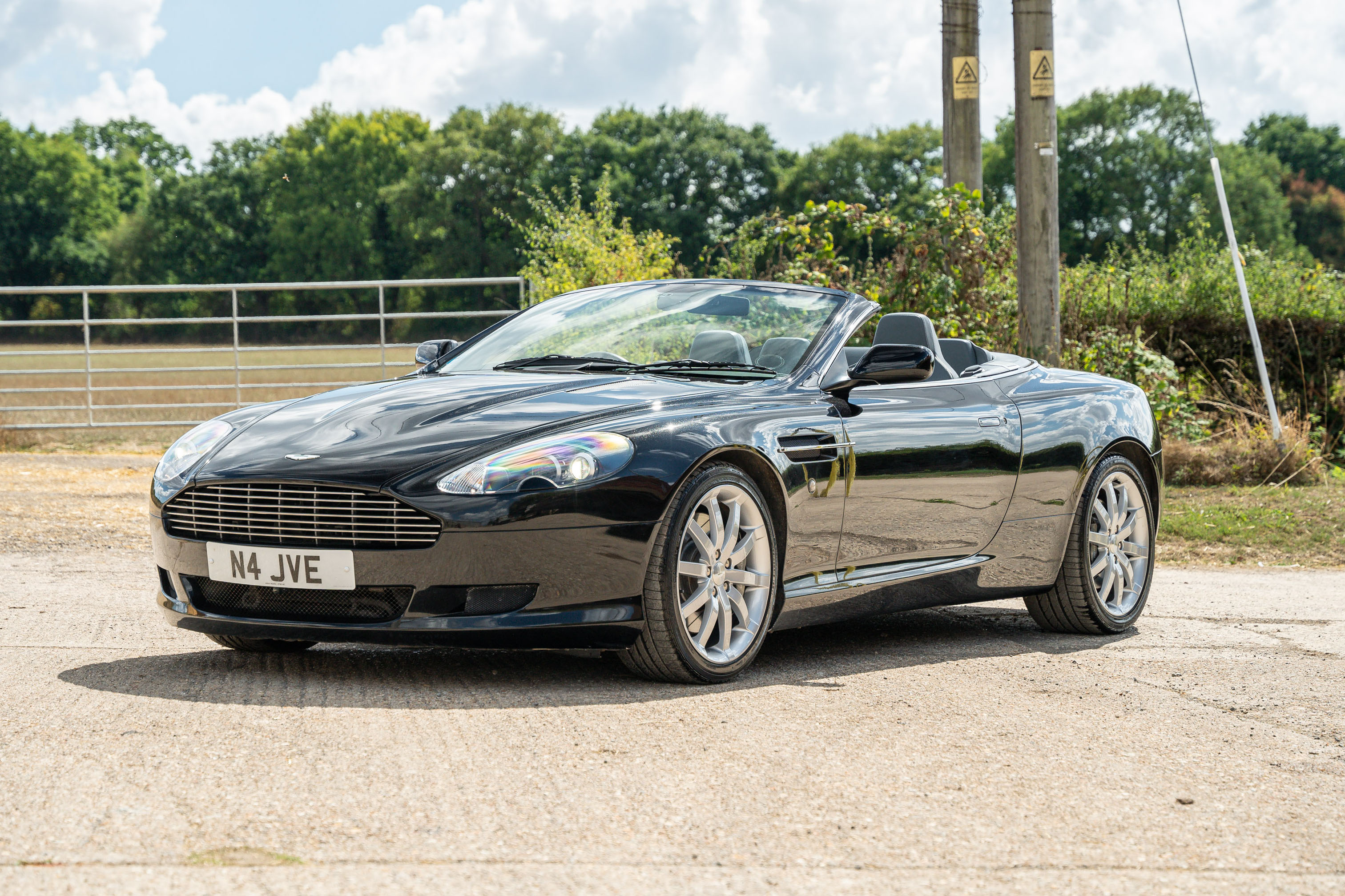 2005 ASTON MARTIN DB9 VOLANTE