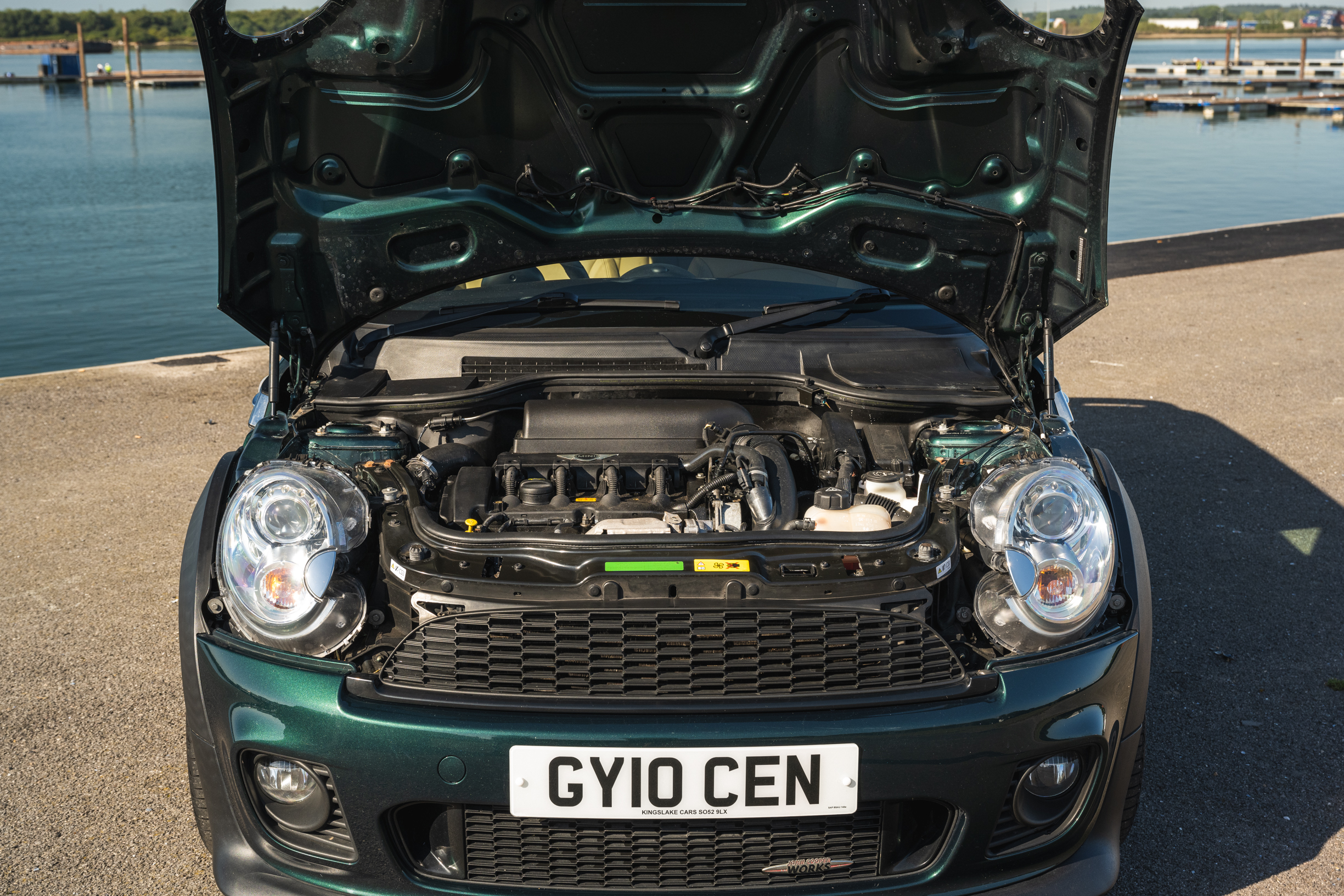 2010 MINI JOHN COOPER WORKS (R56)