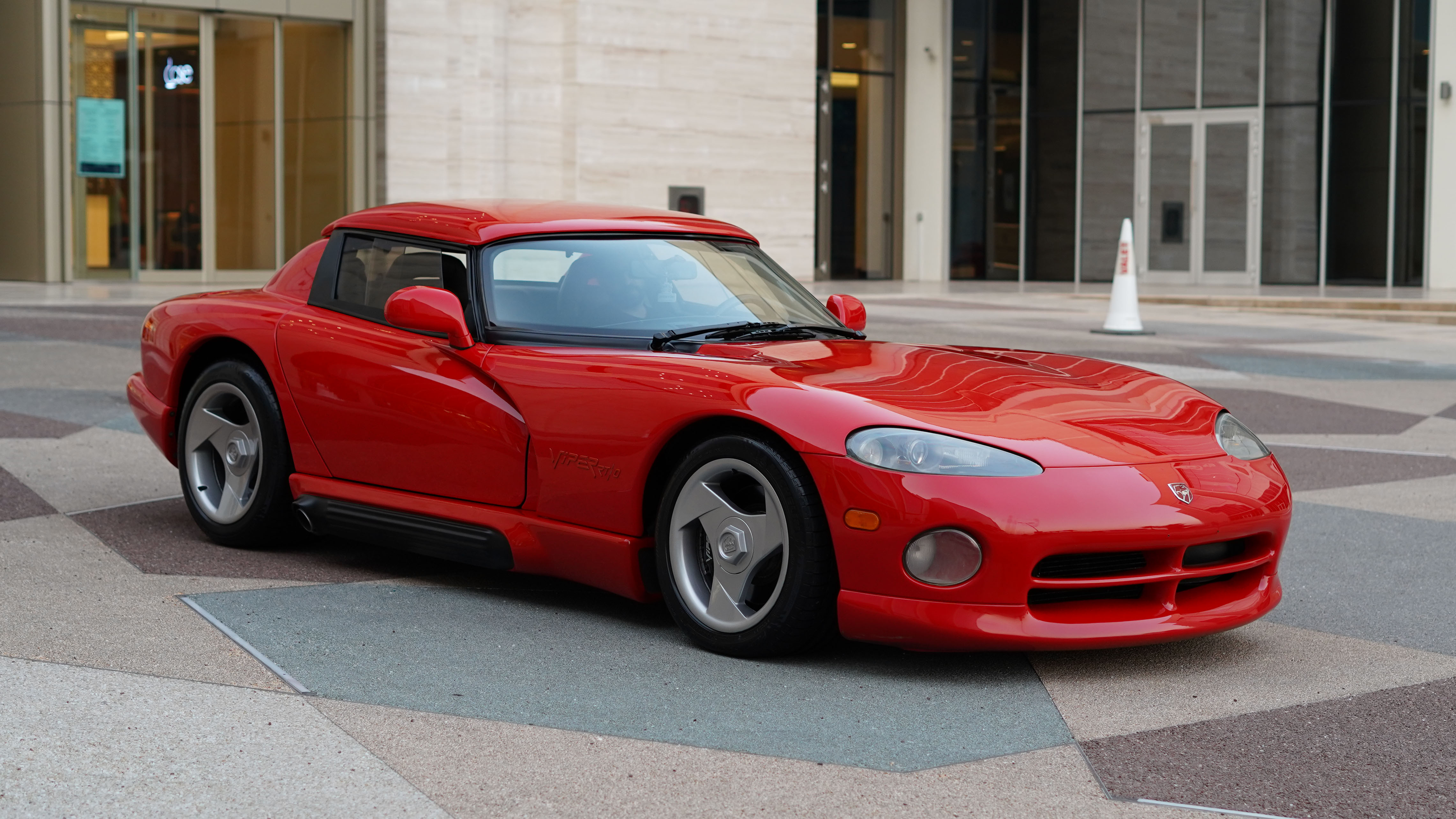 1993 DODGE VIPER RT/10 ROADSTER - 8,601 MILES