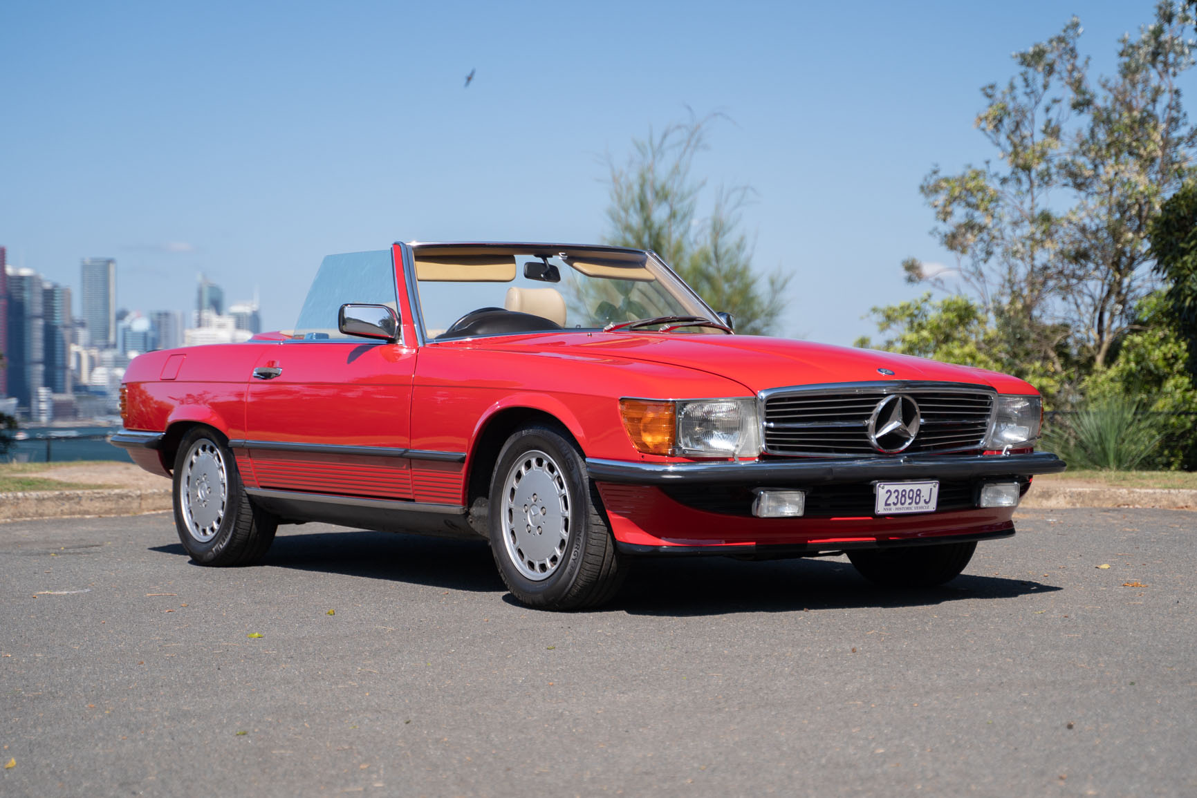 1988 MERCEDES-BENZ (R107) 560 SL