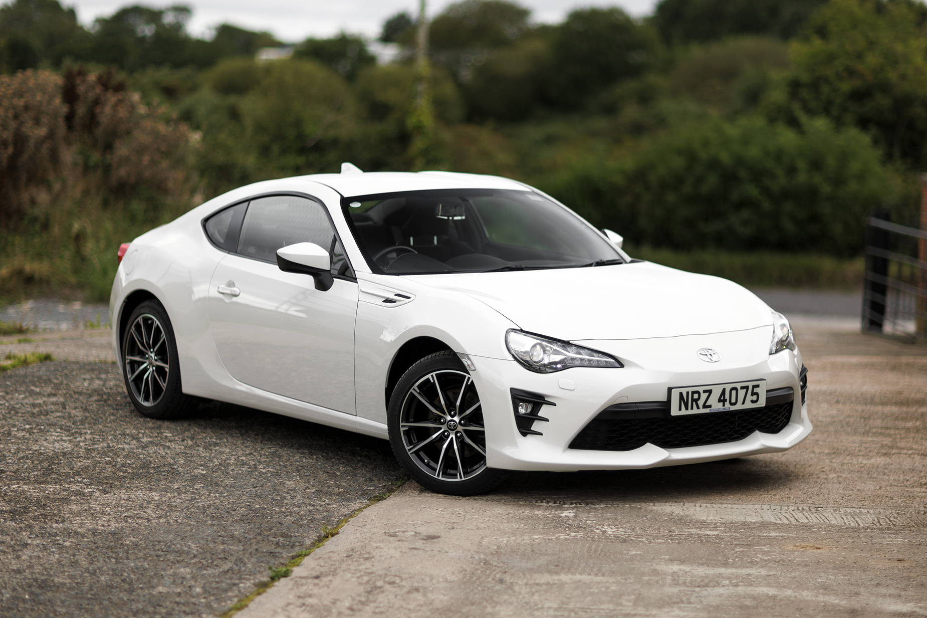 2018 TOYOTA GT86 - 5,647 MILES