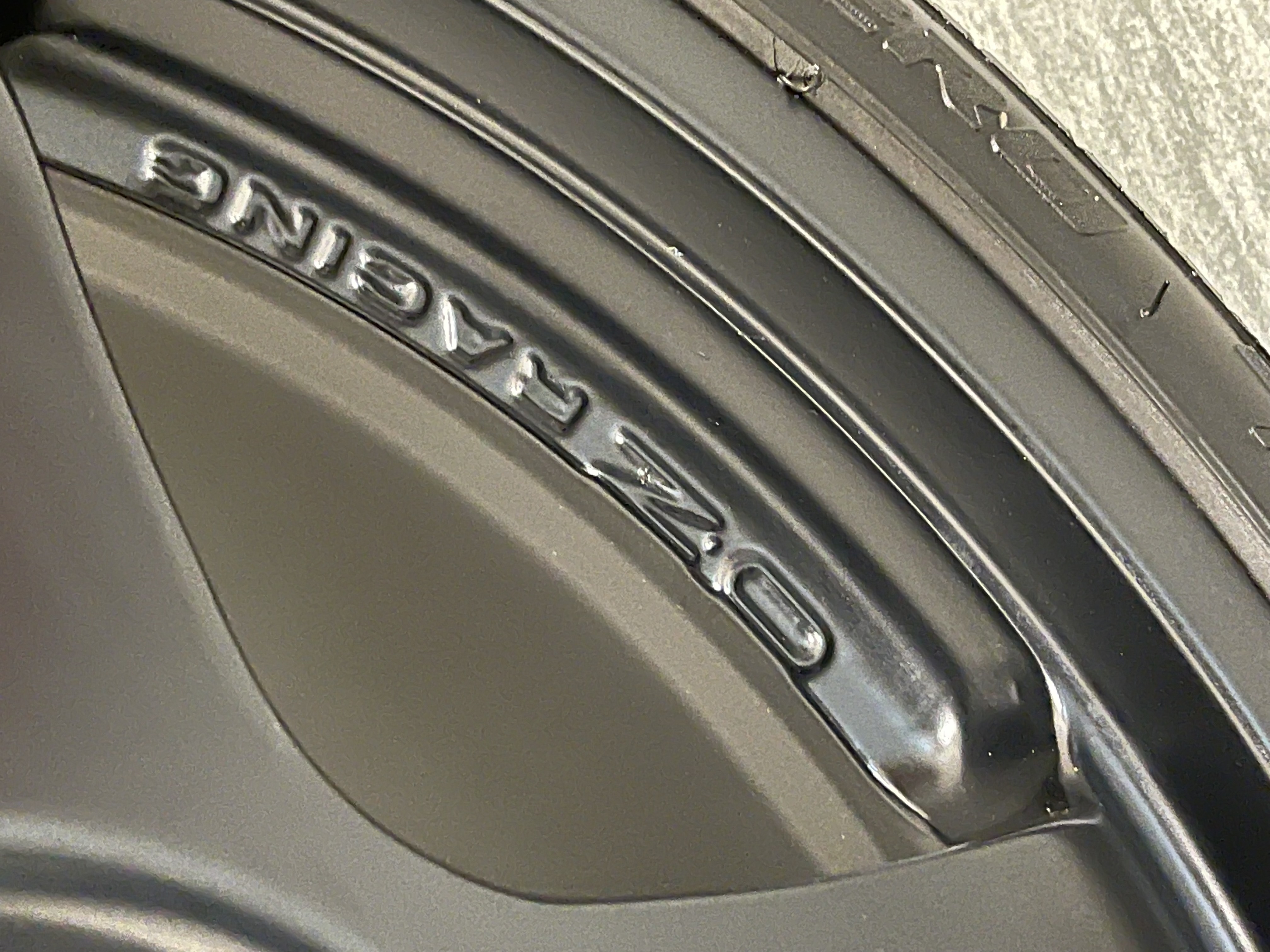 SET OF FERRARI F40 OZ RACING WHEELS AND TYRES