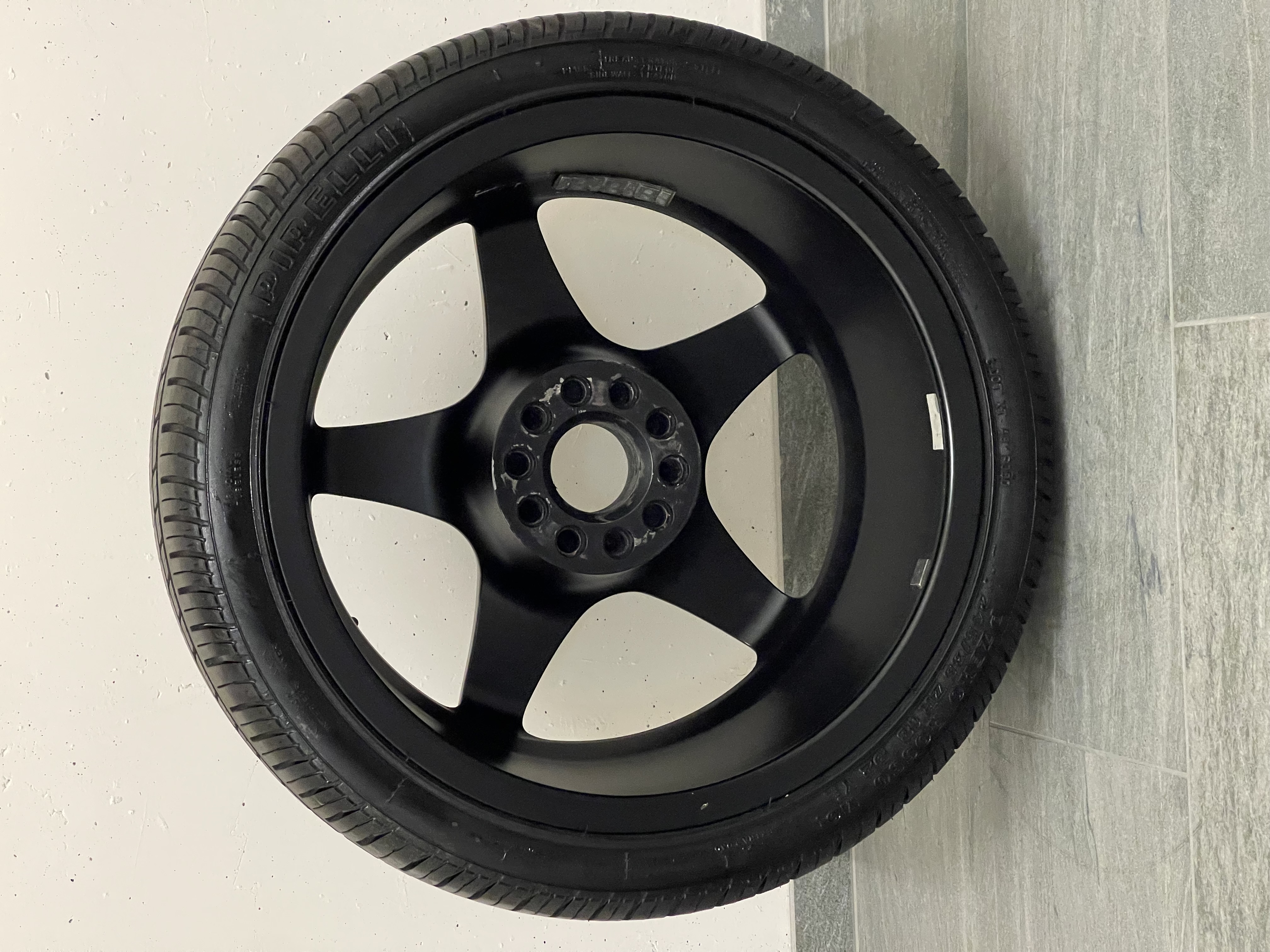 SET OF FERRARI F40 OZ RACING WHEELS AND TYRES