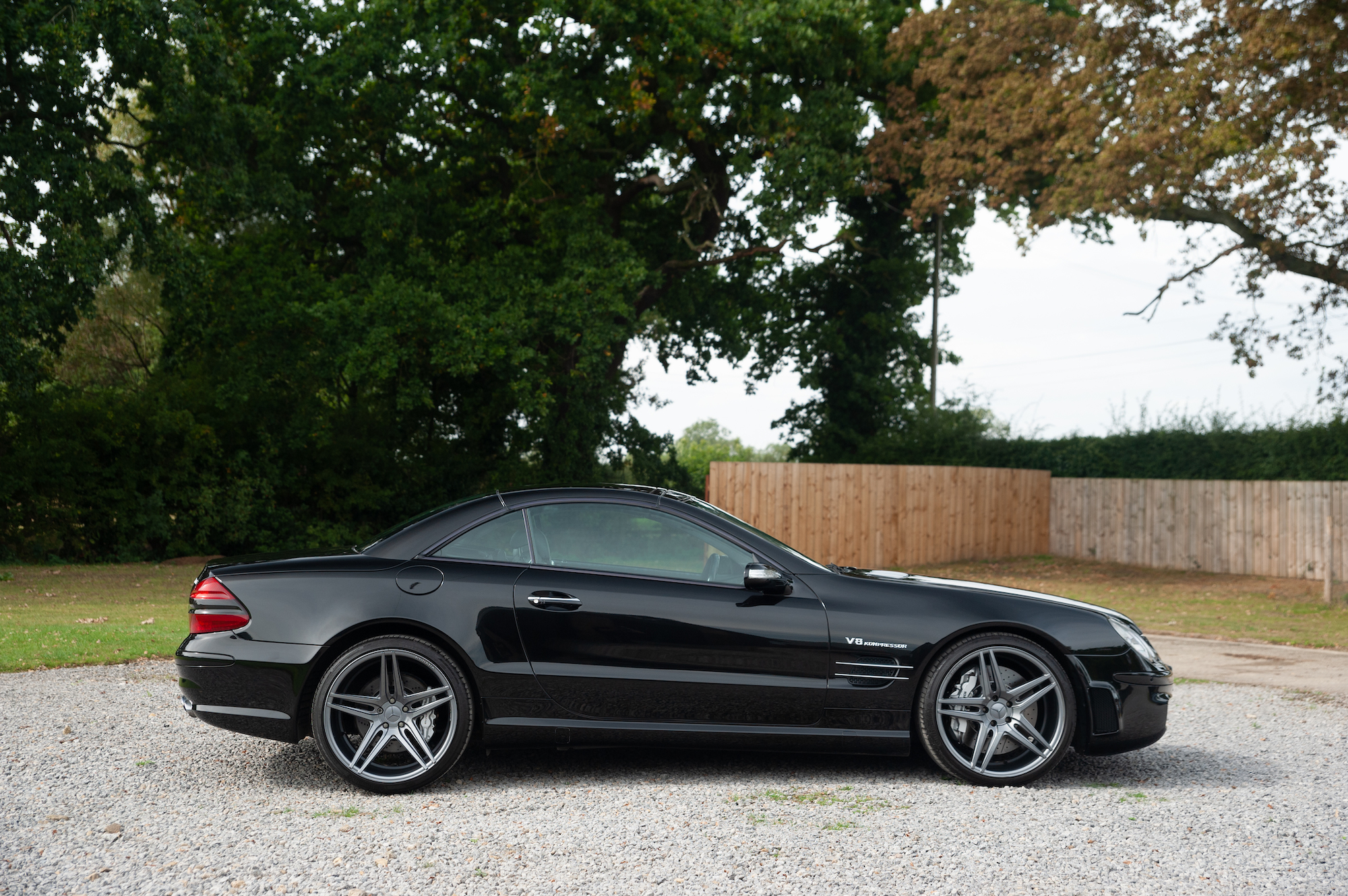 2006 MERCEDES-BENZ (R230) SL55 AMG - PEFORMANCE PACK