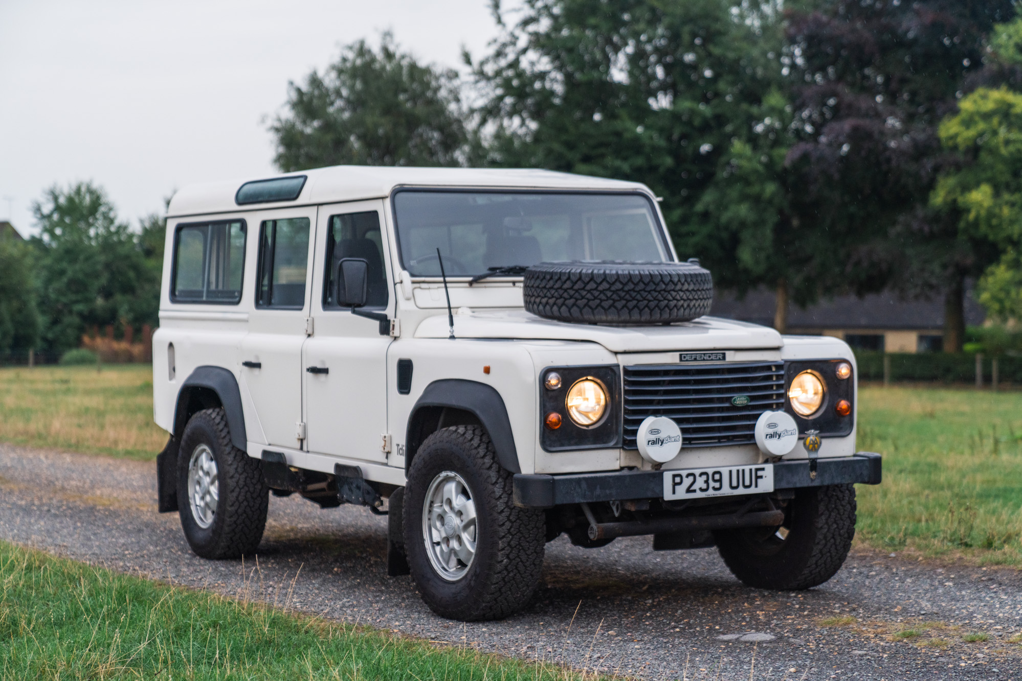 1996 LAND ROVER DEFENDER 110 STATION WAGON