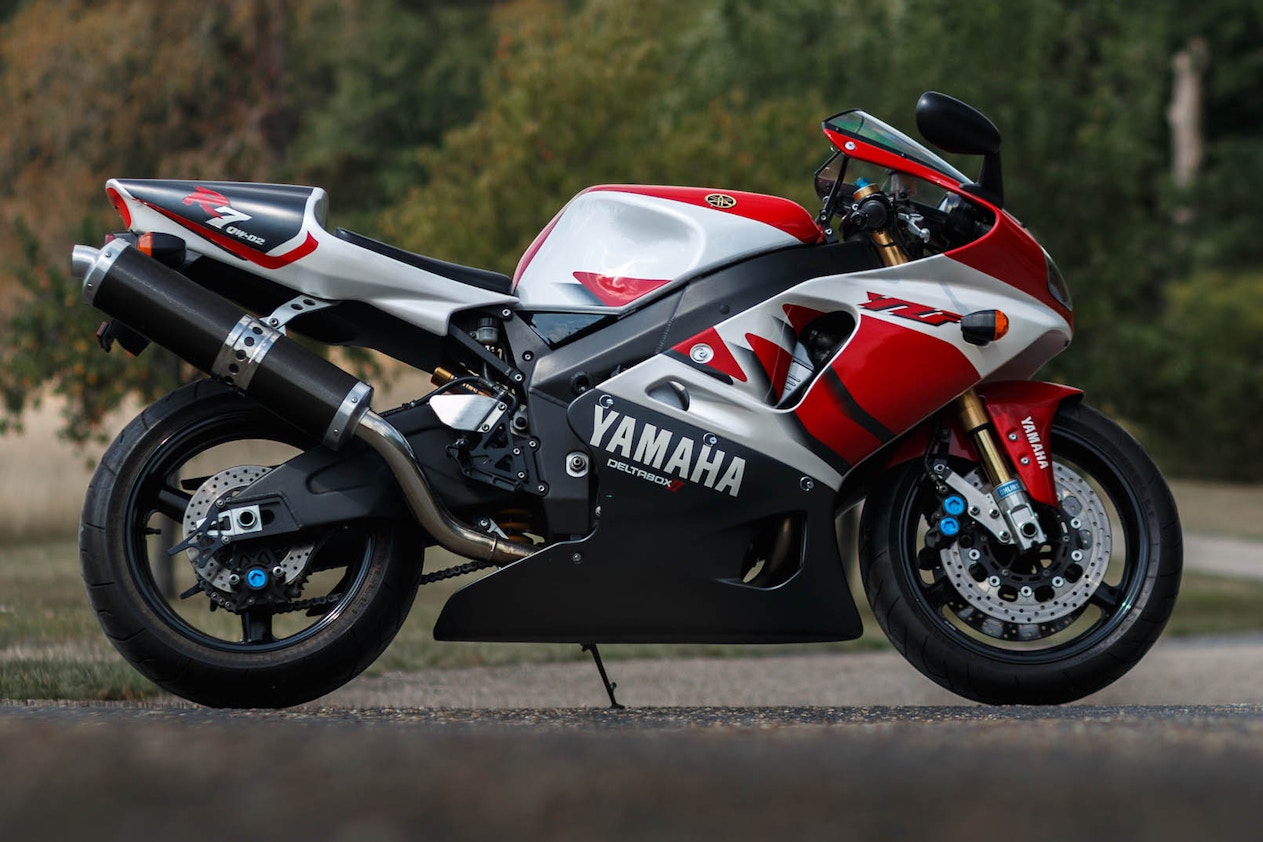 Here are the details on the new Yamaha R7 - Canada Moto Guide