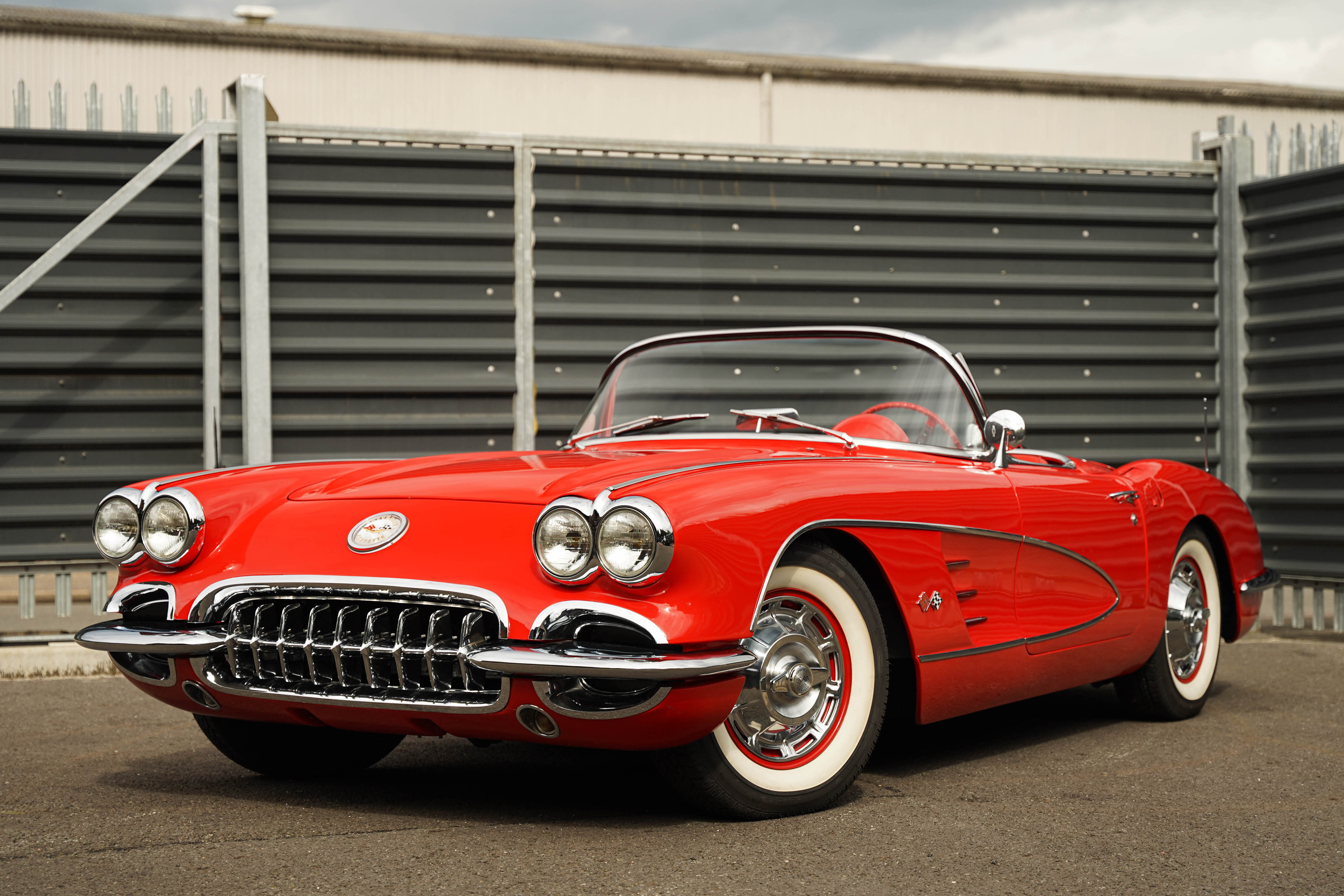 1960 CHEVROLET CORVETTE (C1)