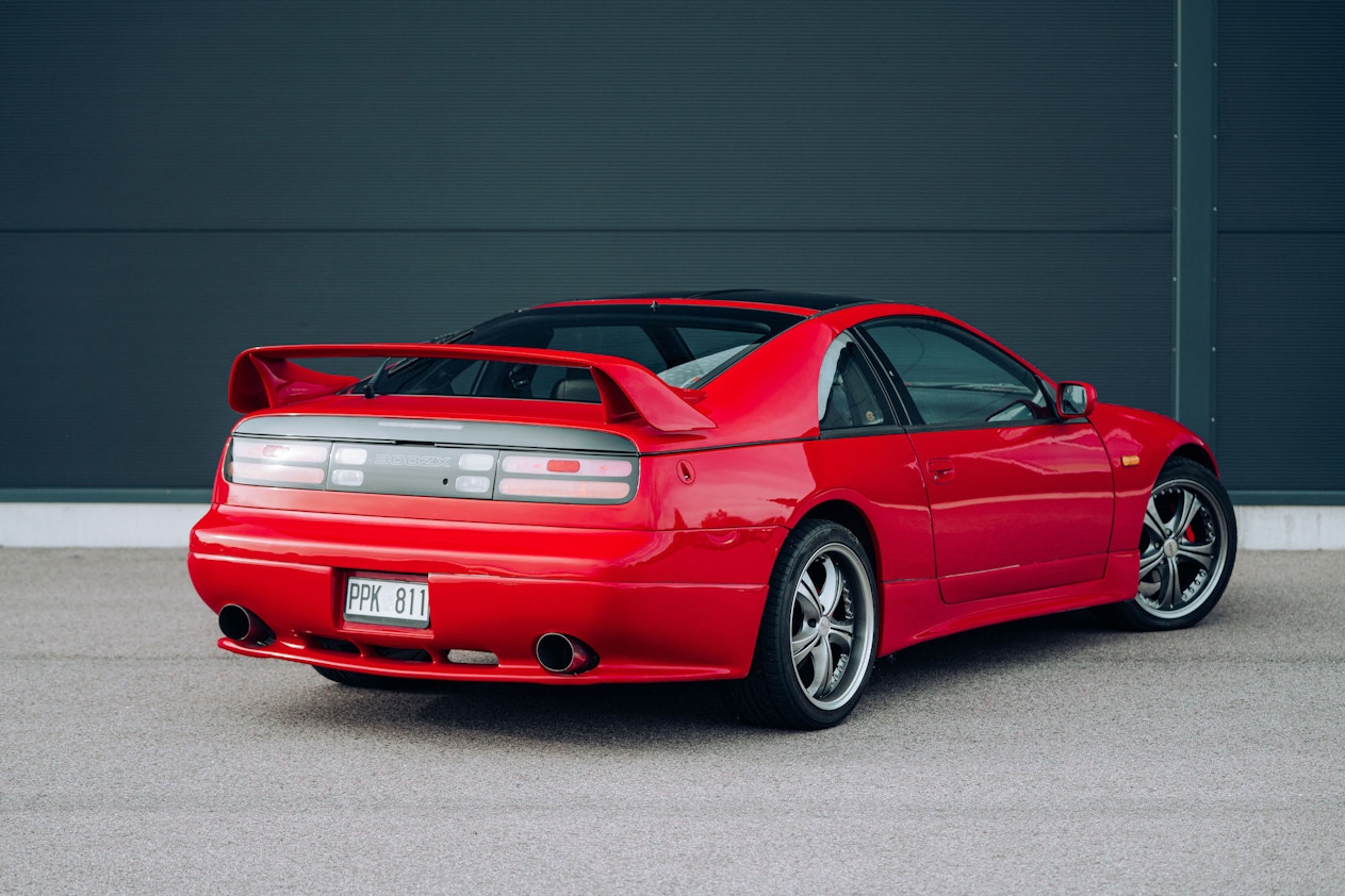 1990 Nissan 300ZX Twin Turbo Guide: Specs, Performance & More