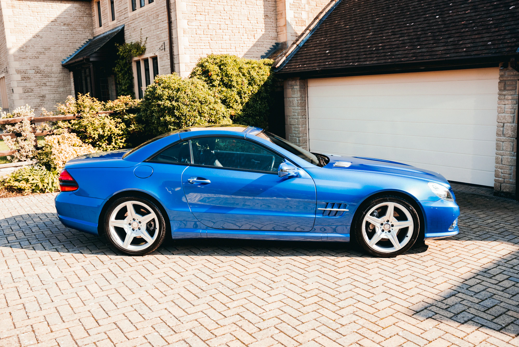 2010 MERCEDES-BENZ (R230) SL500
