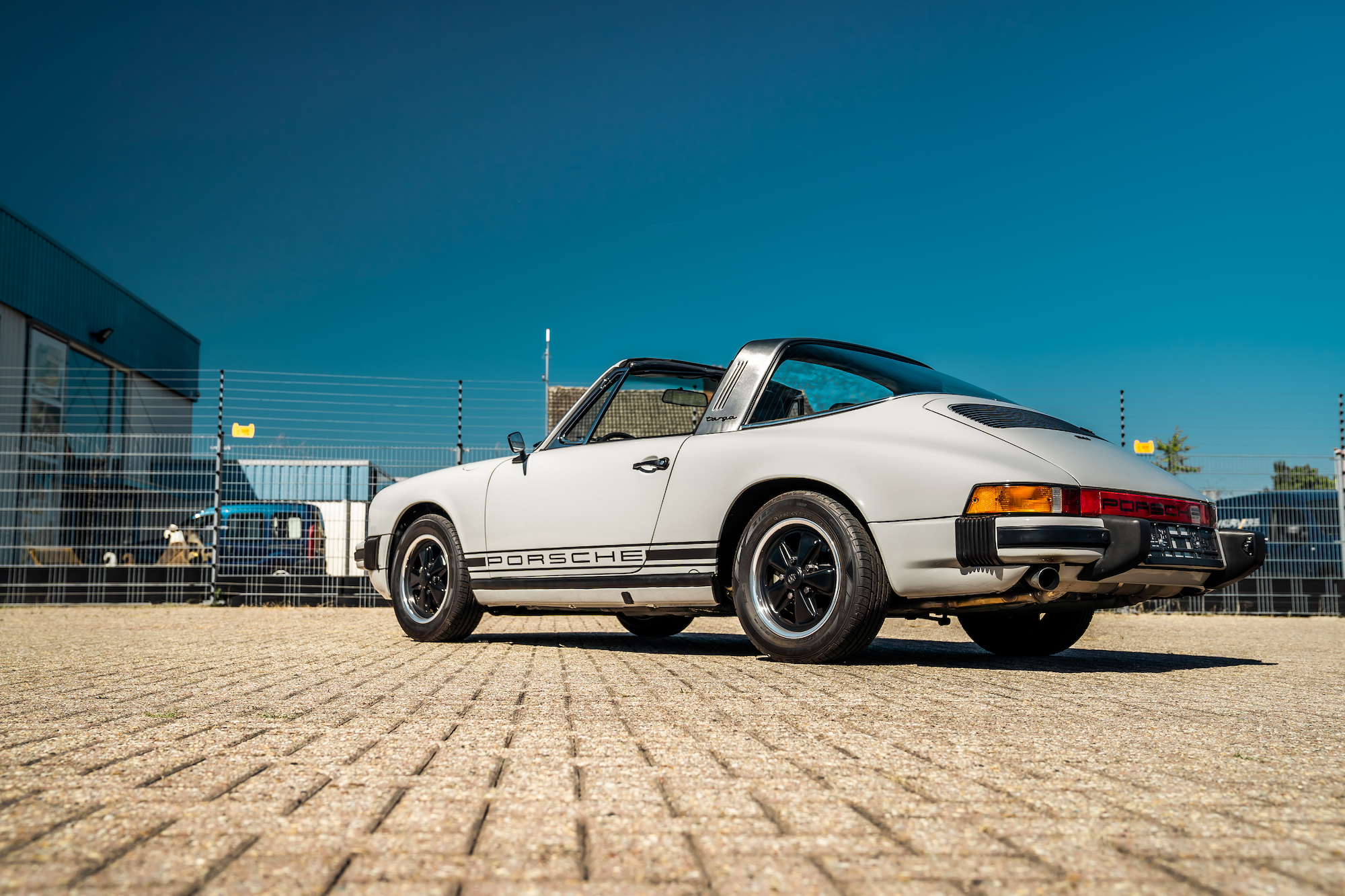 Unleash The Legend A Deep Dive Into The 1977 Porsche 911 Targas Timeless Allure