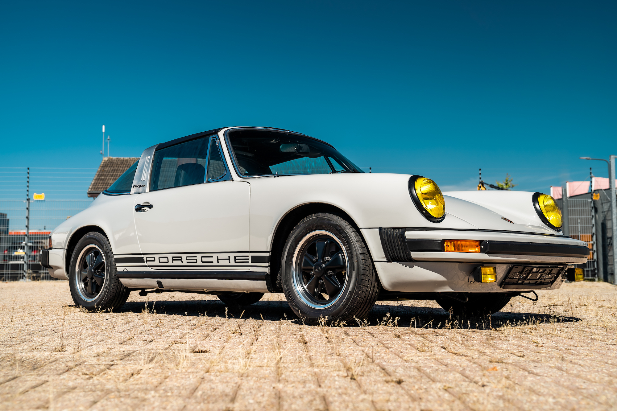 Unleash The Legend A Deep Dive Into The 1977 Porsche 911 Targas Timeless Allure