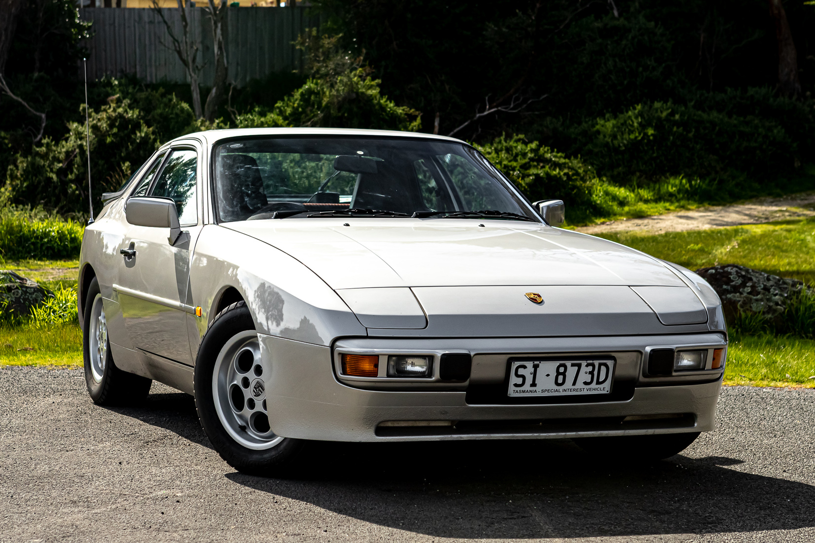 1987 PORSCHE 944