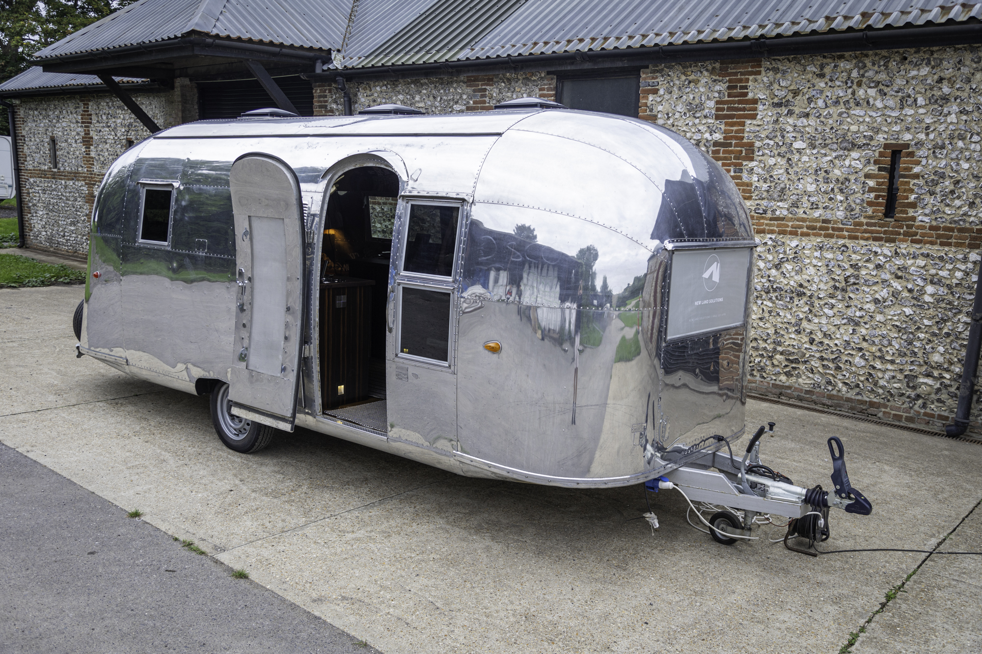 1969 AIRSTREAM CARAVANNER