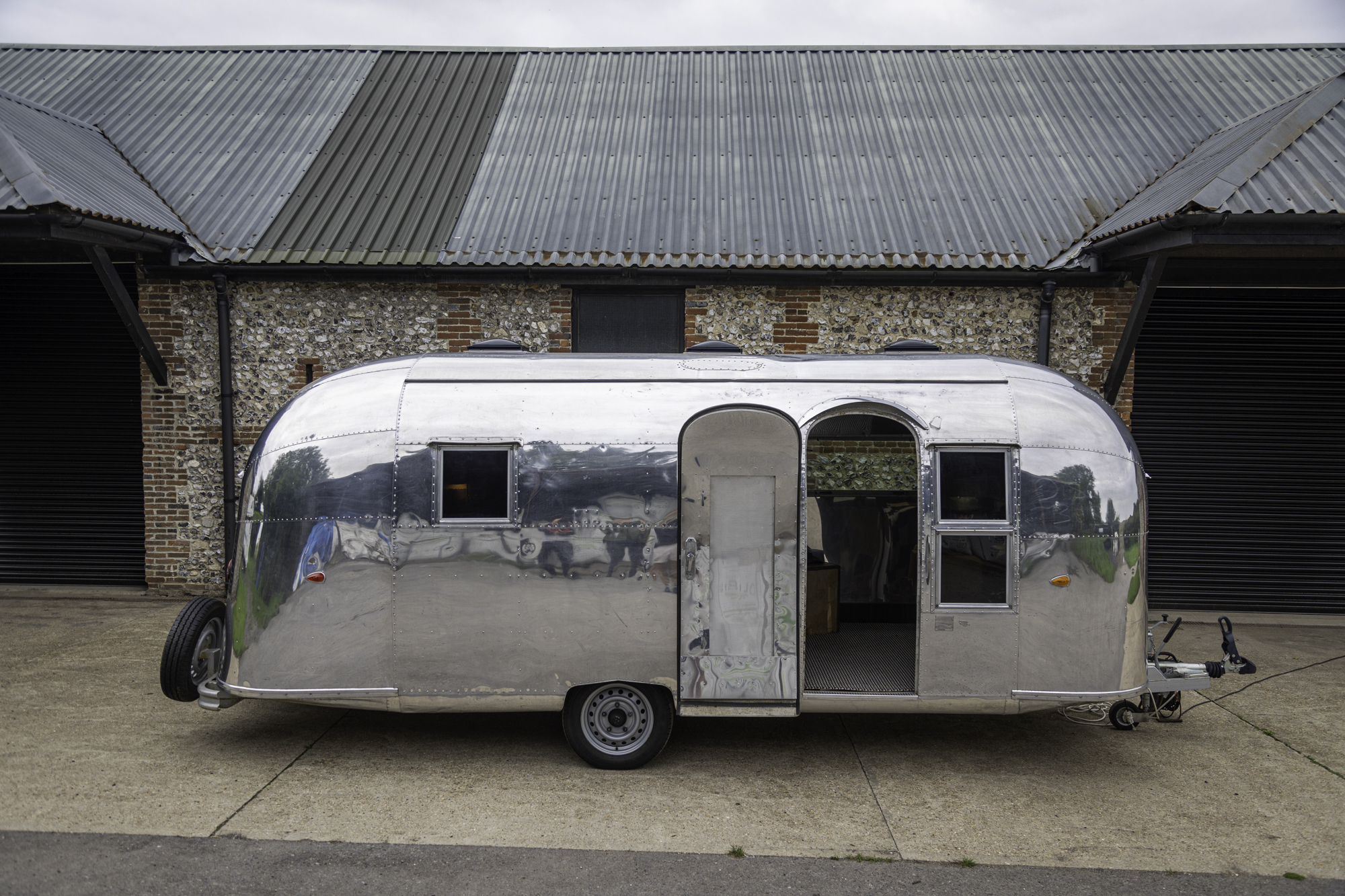 1969 AIRSTREAM CARAVANNER