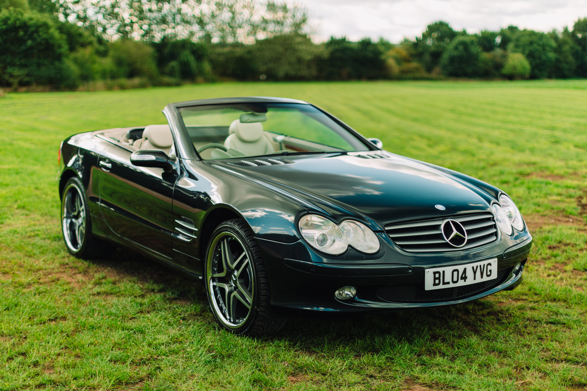 2004 MERCEDES-BENZ (R230) SL500