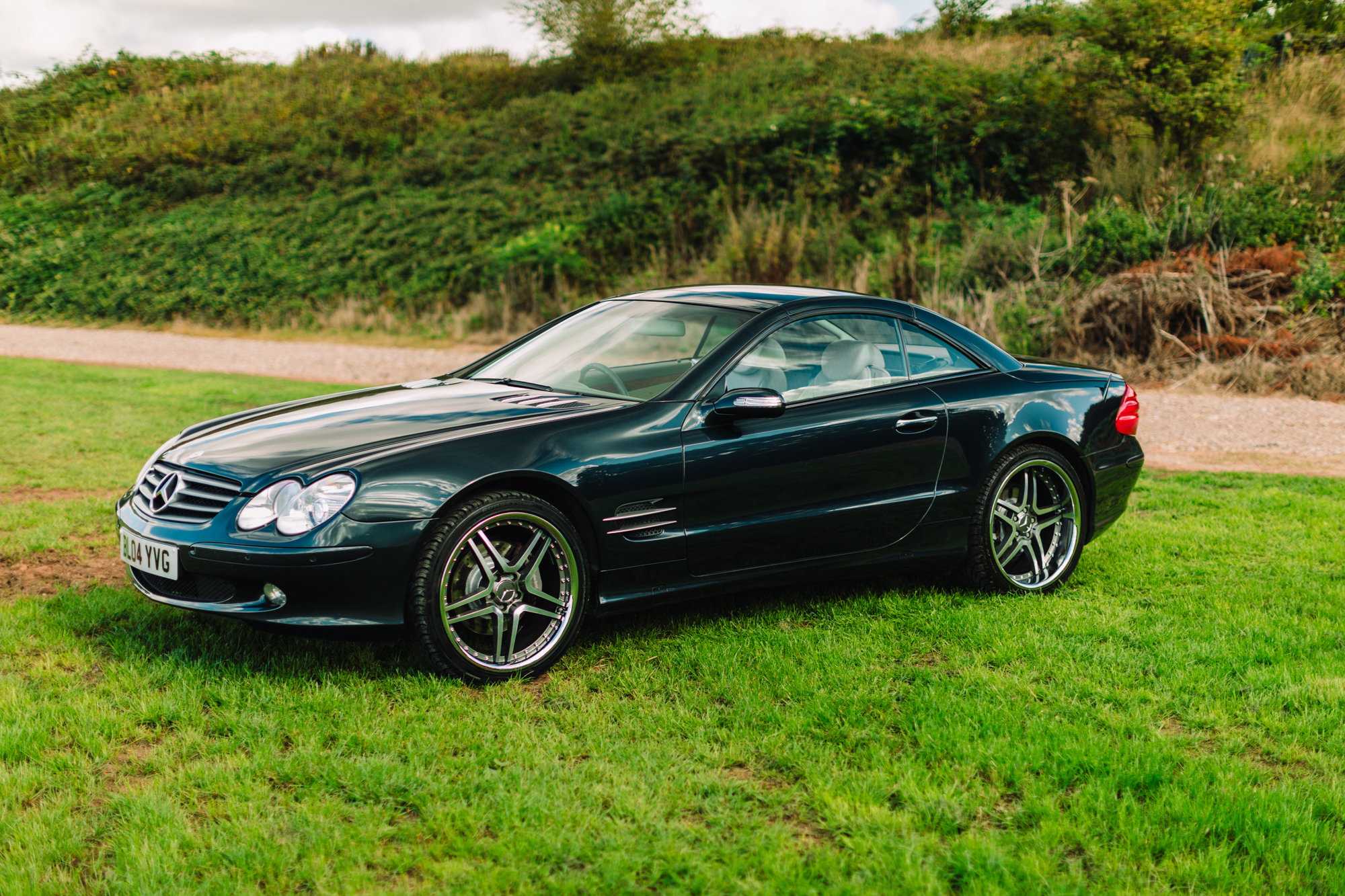 2004 MERCEDES-BENZ (R230) SL500
