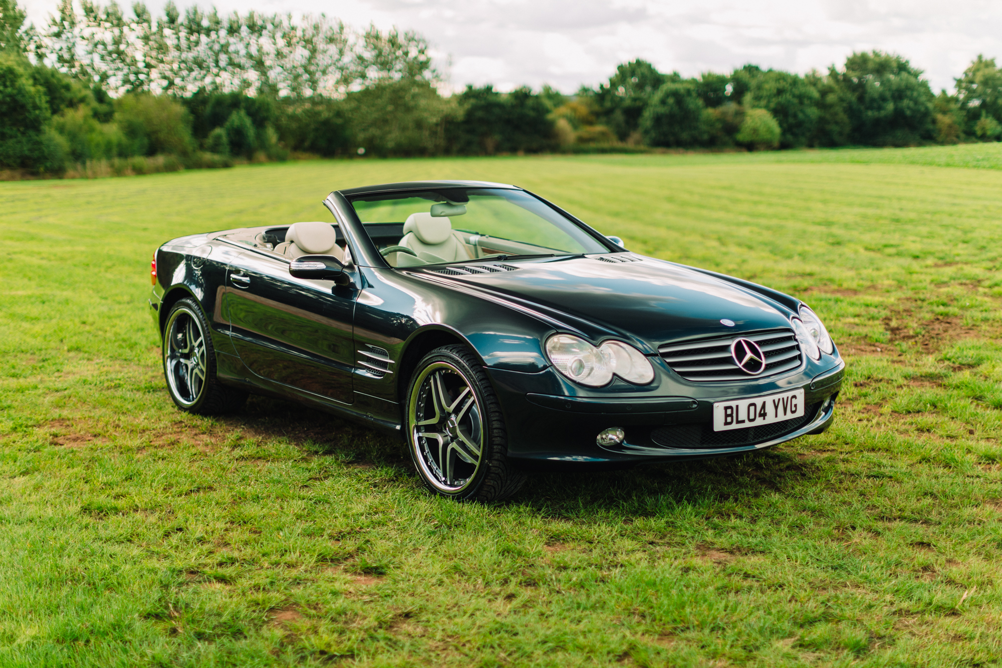 2004 MERCEDES-BENZ (R230) SL500