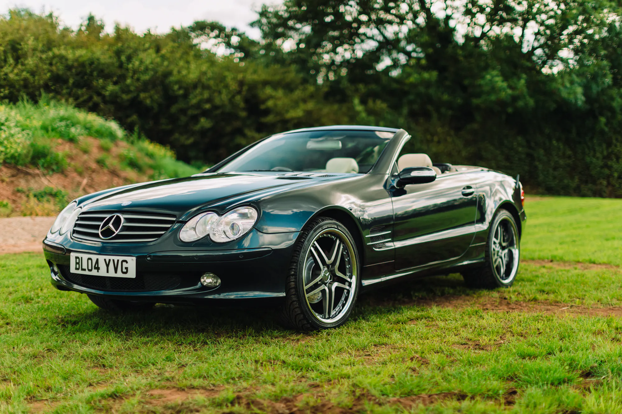 2004 MERCEDES-BENZ (R230) SL500
