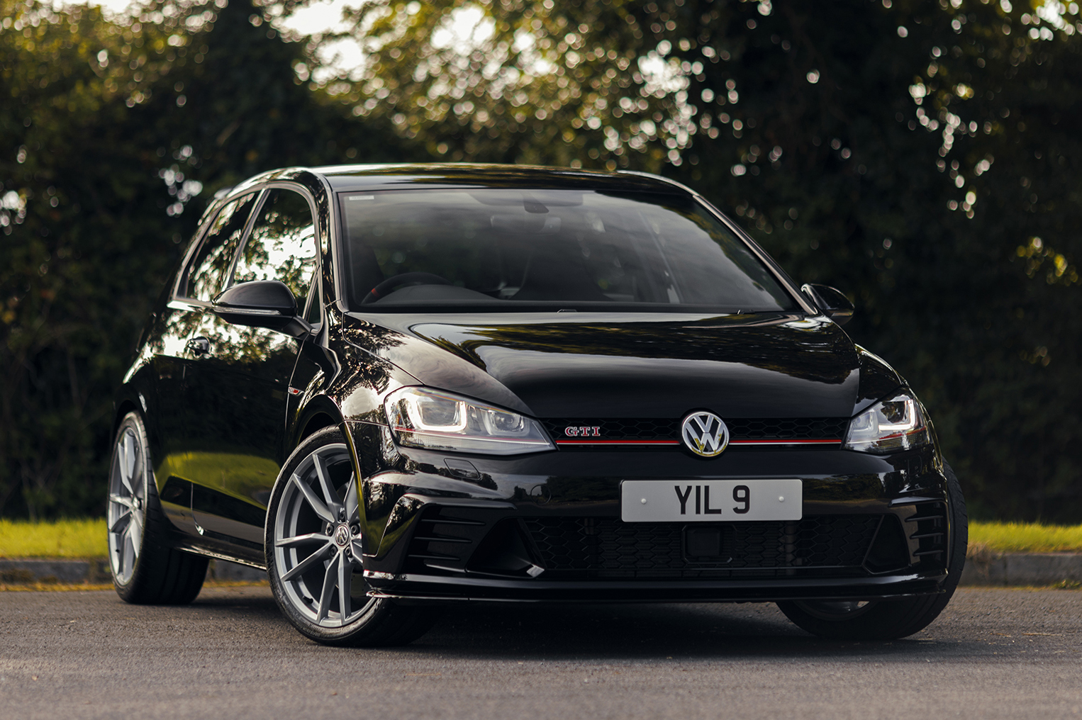 2016 VOLKSWAGEN GOLF (MK7) GTI CLUBSPORT S - 5,026 MILES