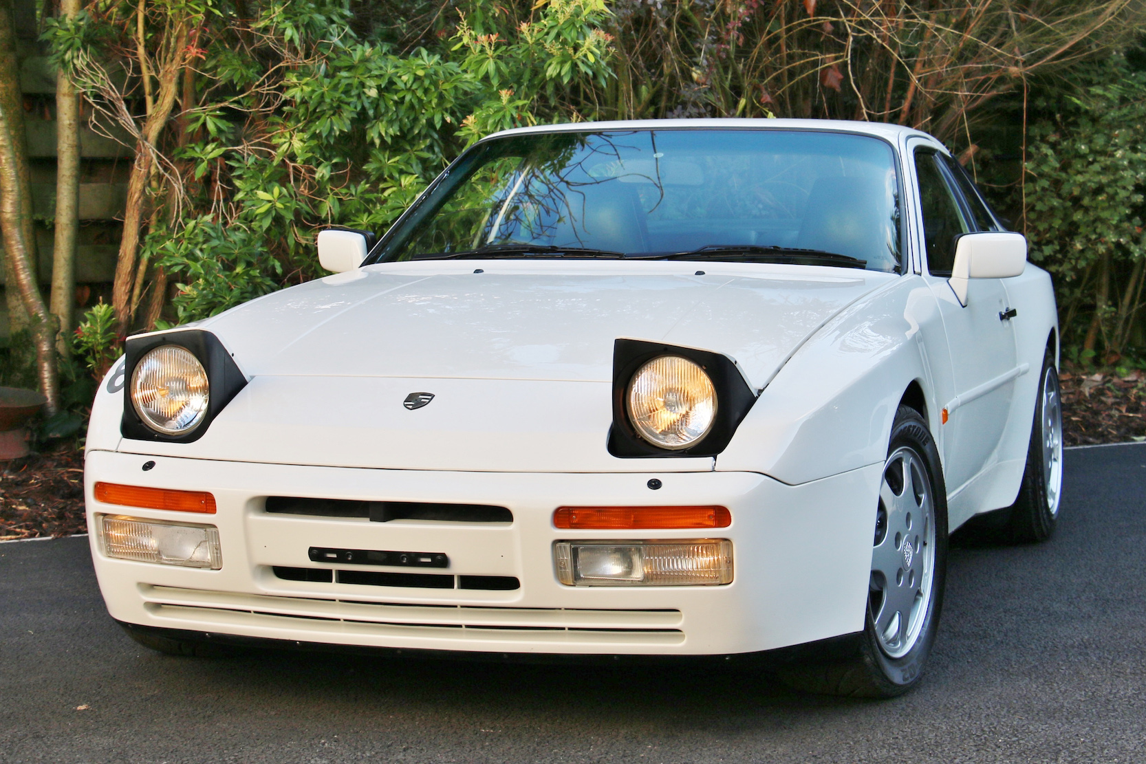 1988 PORSCHE 944 TURBO S