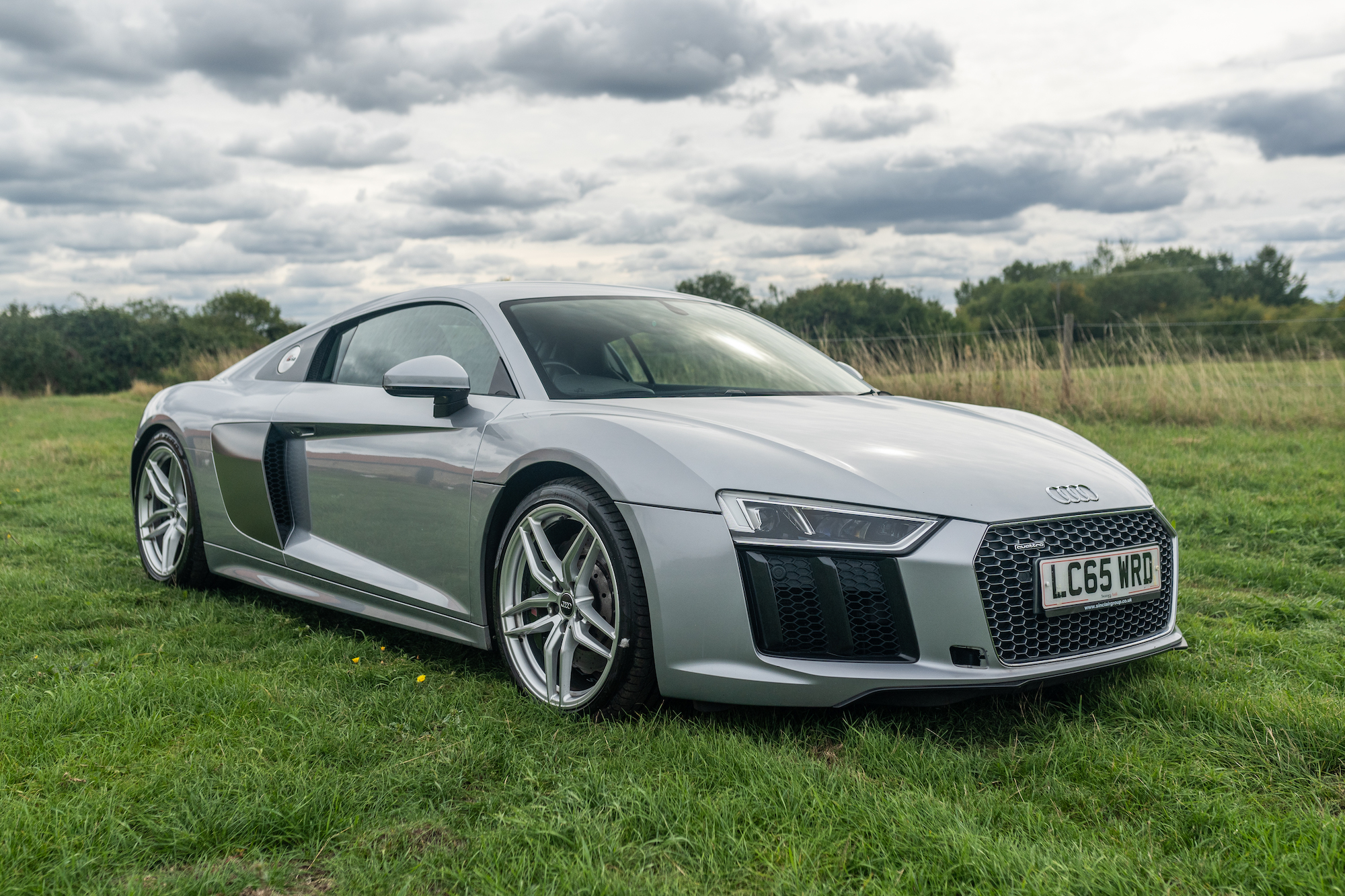 2015 AUDI R8 V10