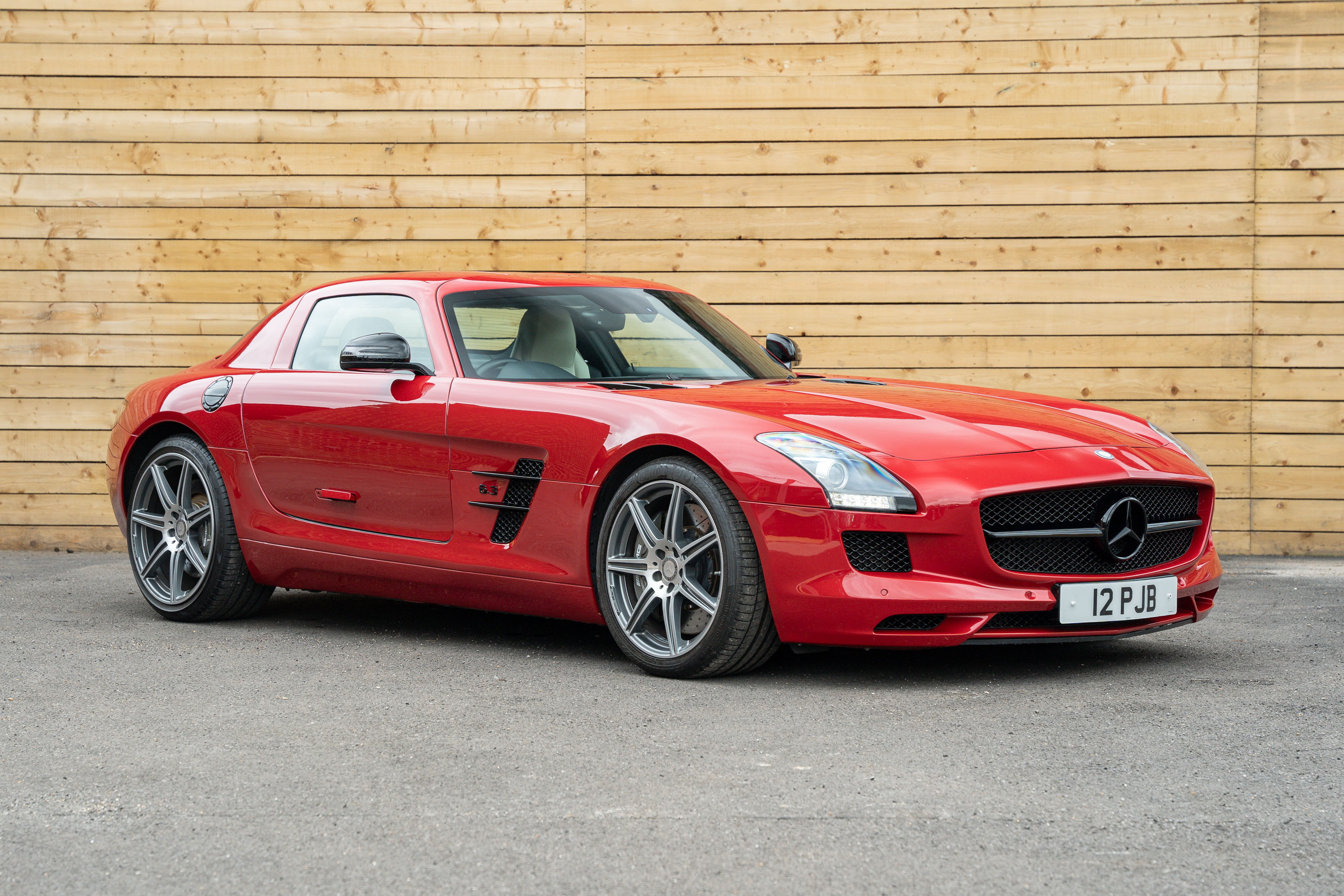 2012 MERCEDES-BENZ SLS AMG