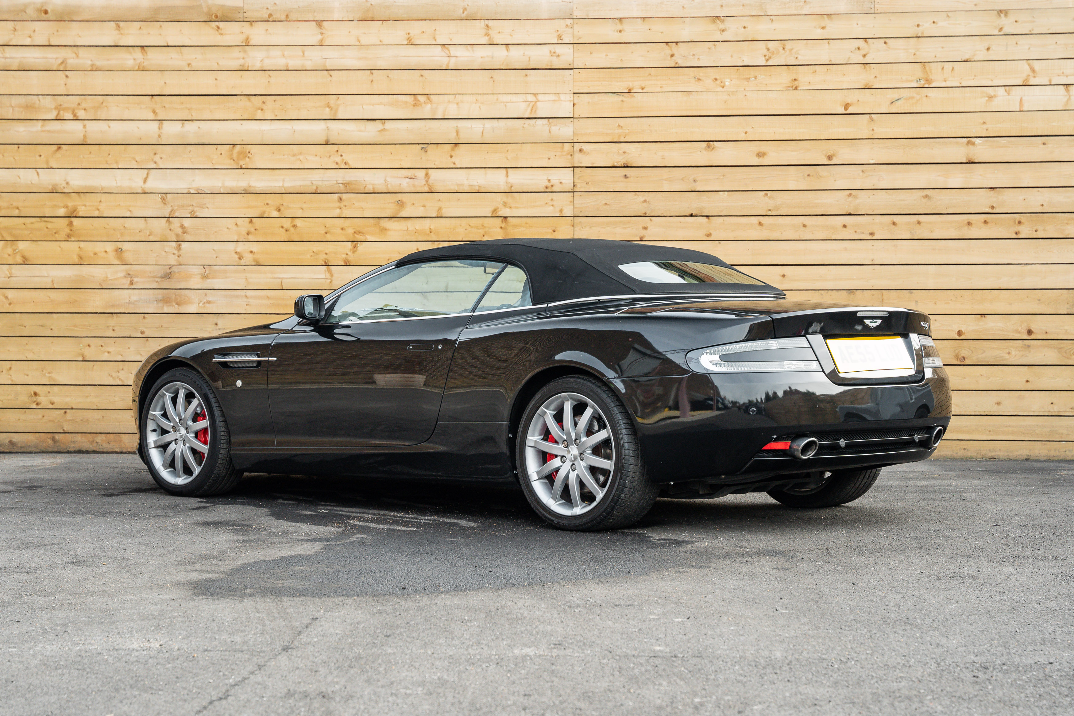 2005 ASTON MARTIN DB9 VOLANTE