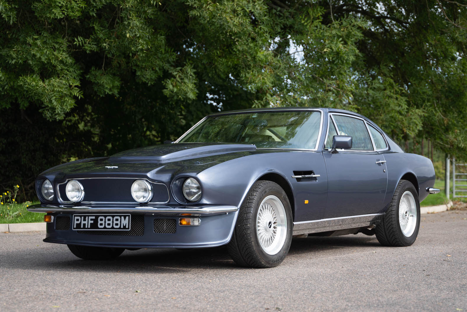 1974 ASTON MARTIN V8 - VANTAGE EVOCATION