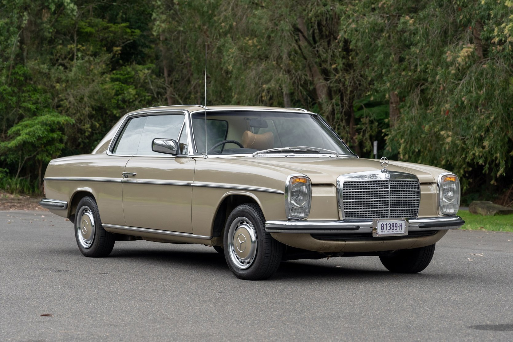 1975 MERCEDES-BENZ (W114) 280 CE COUPE