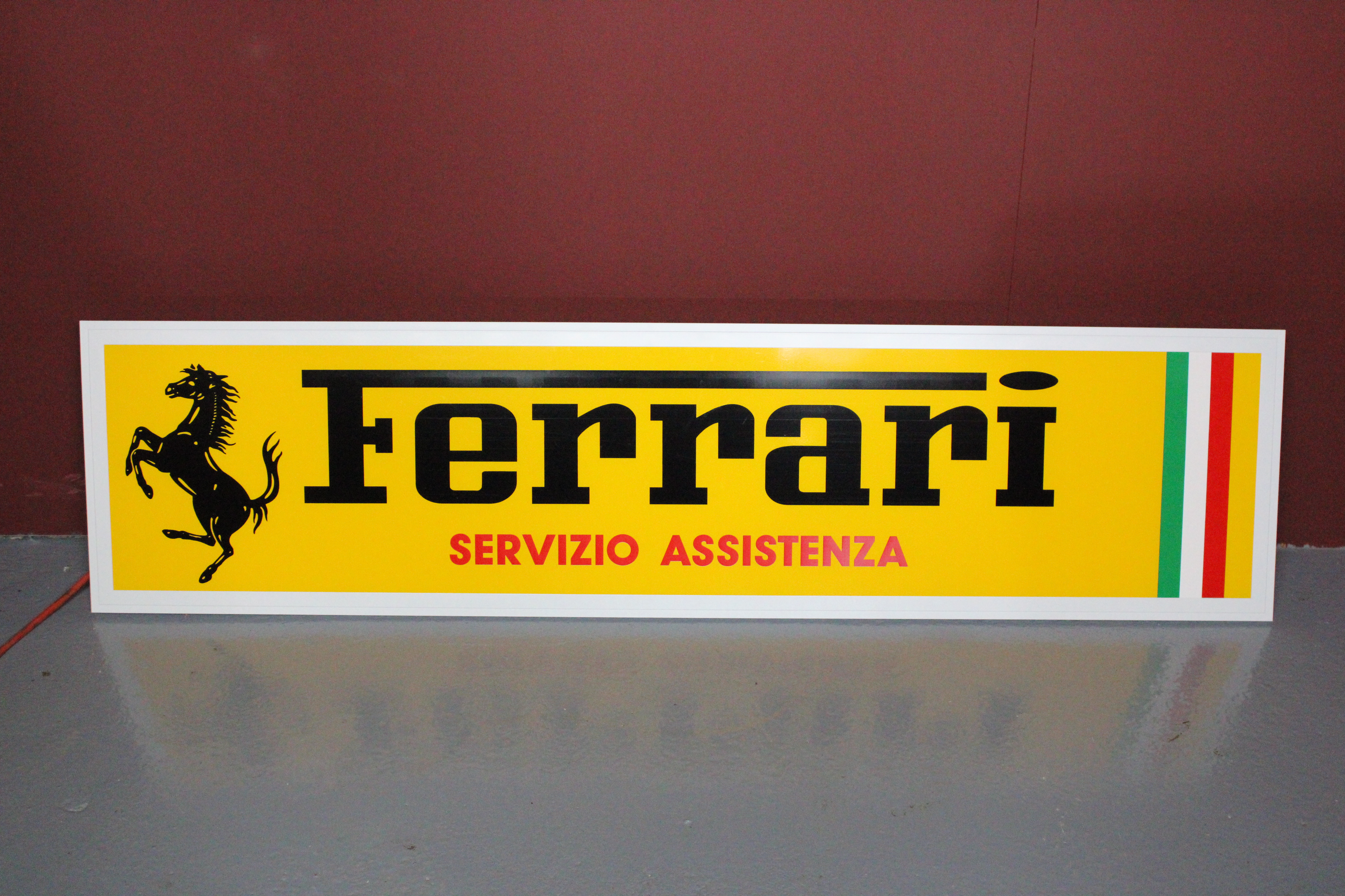 FERRARI SERVIZIO ASSISTENZA ILLUMINATED SIGN