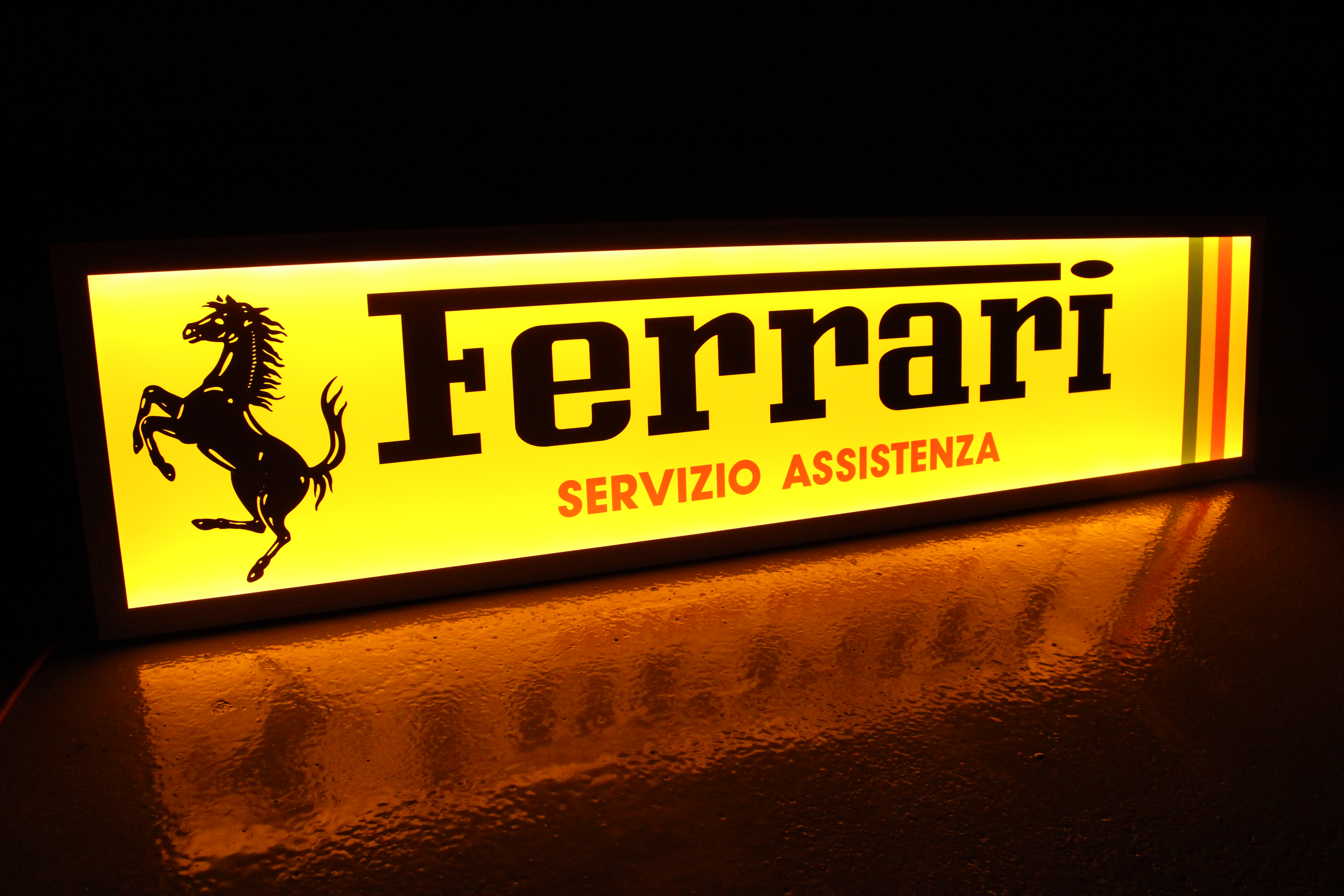 FERRARI SERVIZIO ASSISTENZA ILLUMINATED SIGN
