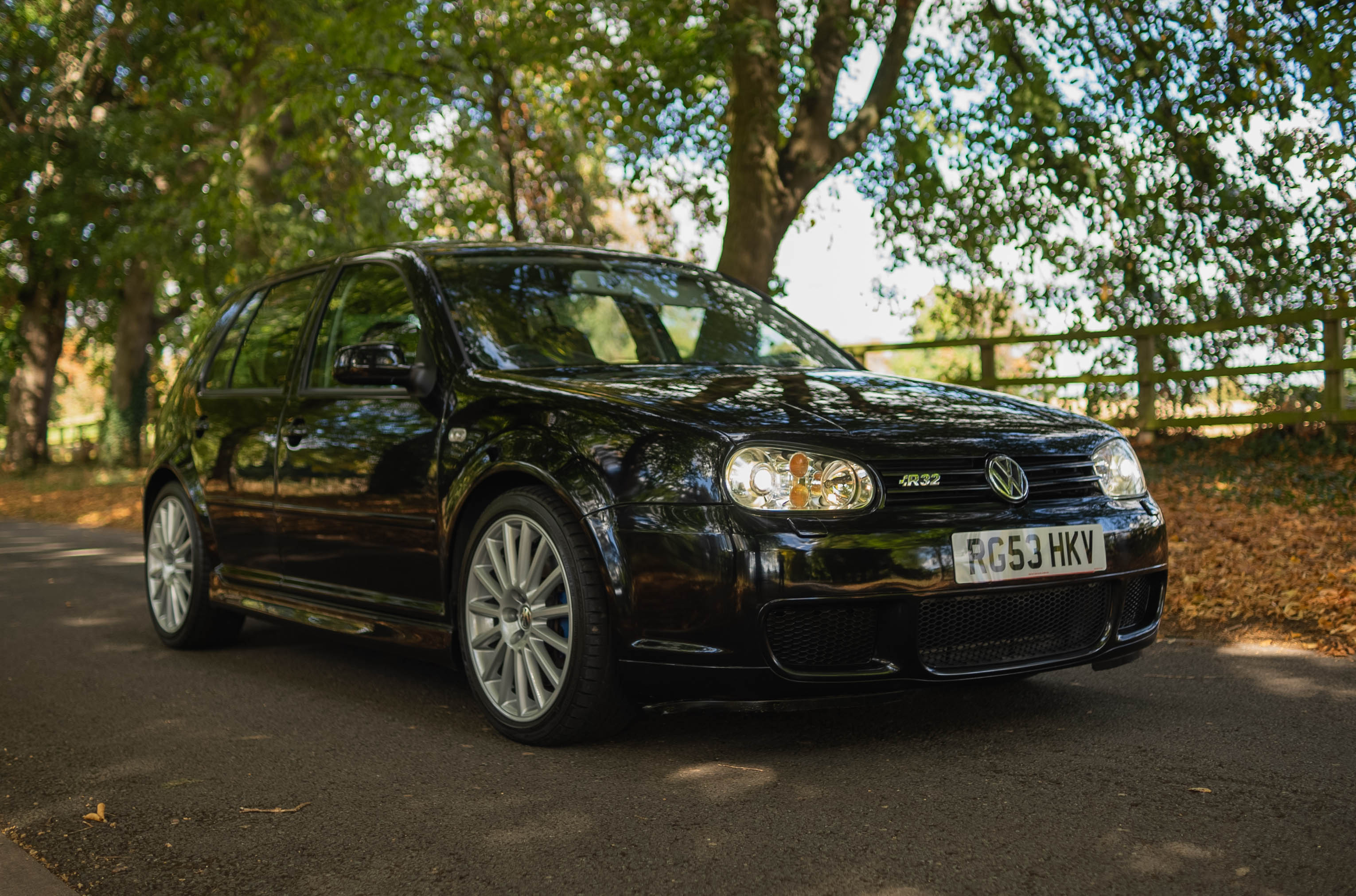 2003 VOLKSWAGEN GOLF (MK4) R32