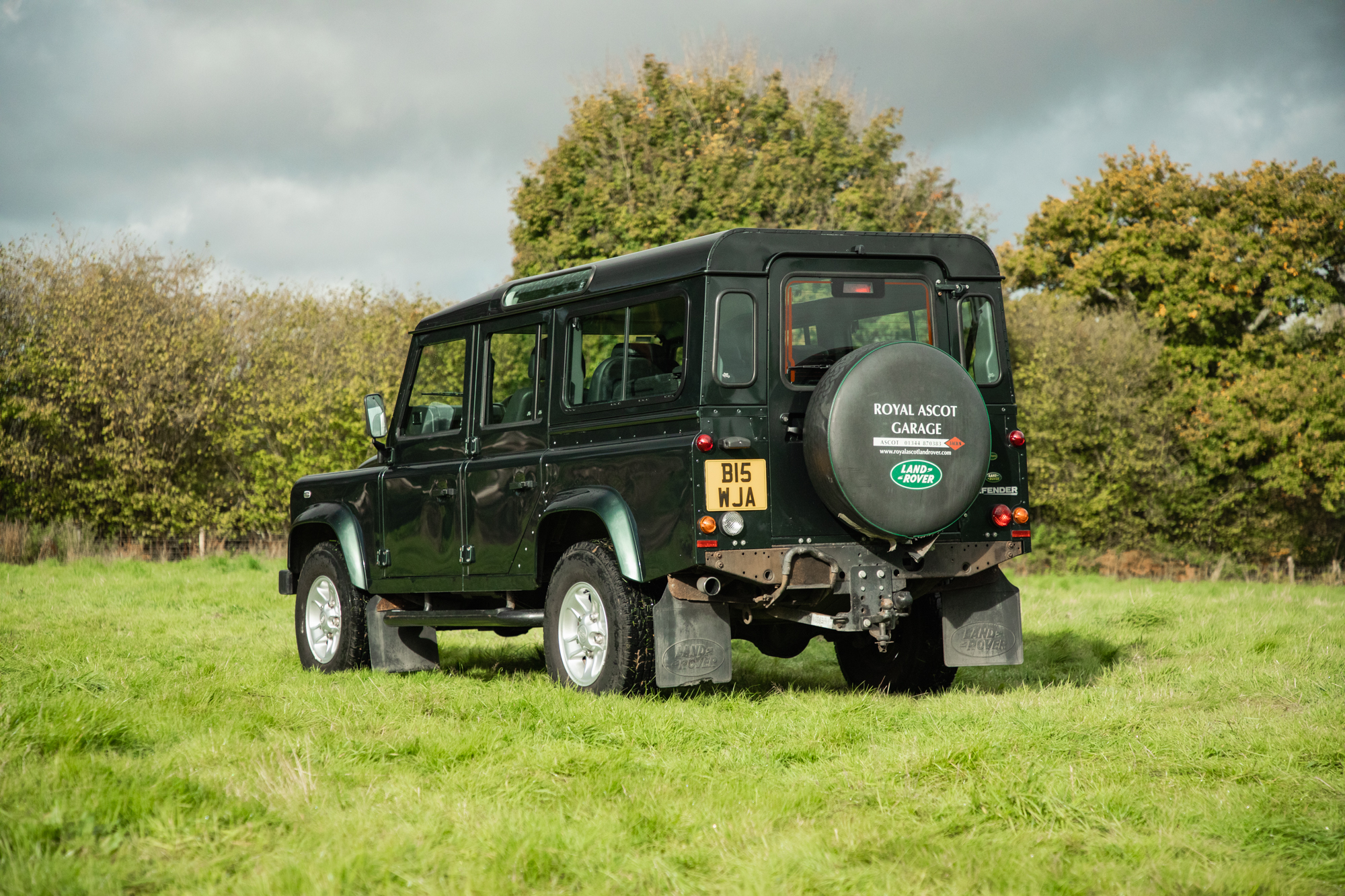 Extraordinary Land Rover Defender 2010 Pictures
