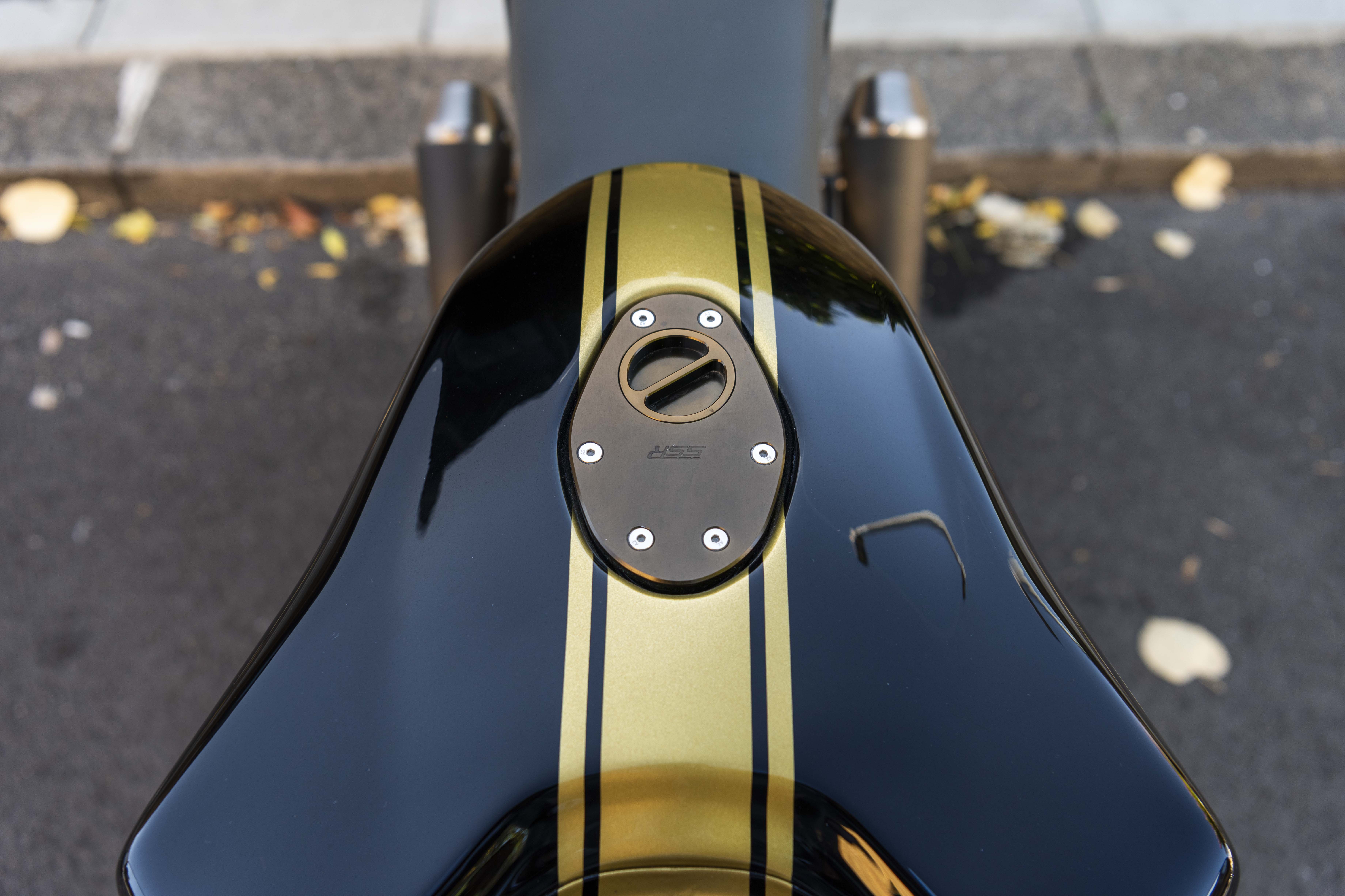 2005 DUCATI 999 - CUSTOM