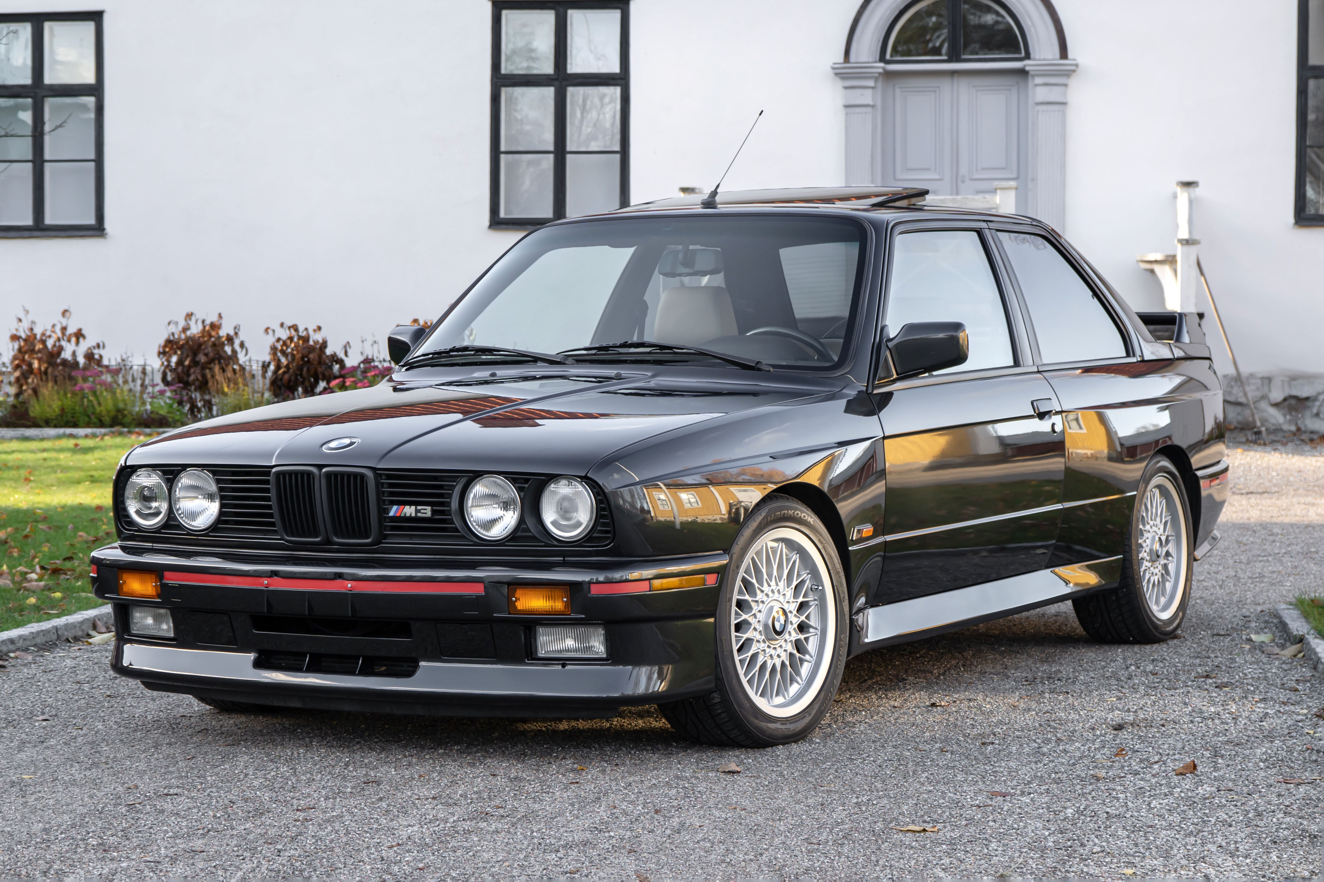 1988 BMW (E30) M3