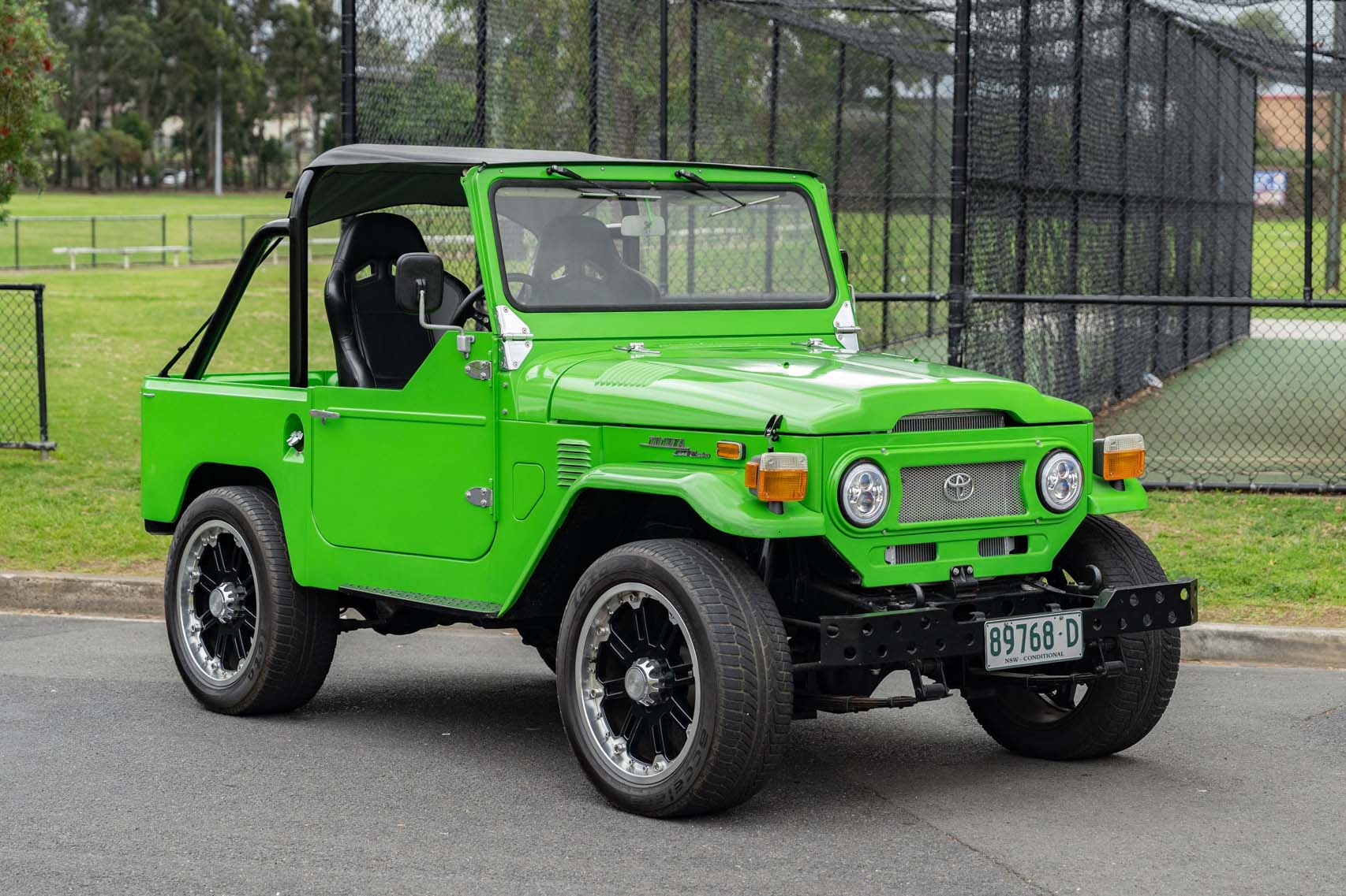 1972 TOYOTA FJ40 LAND CRUISER