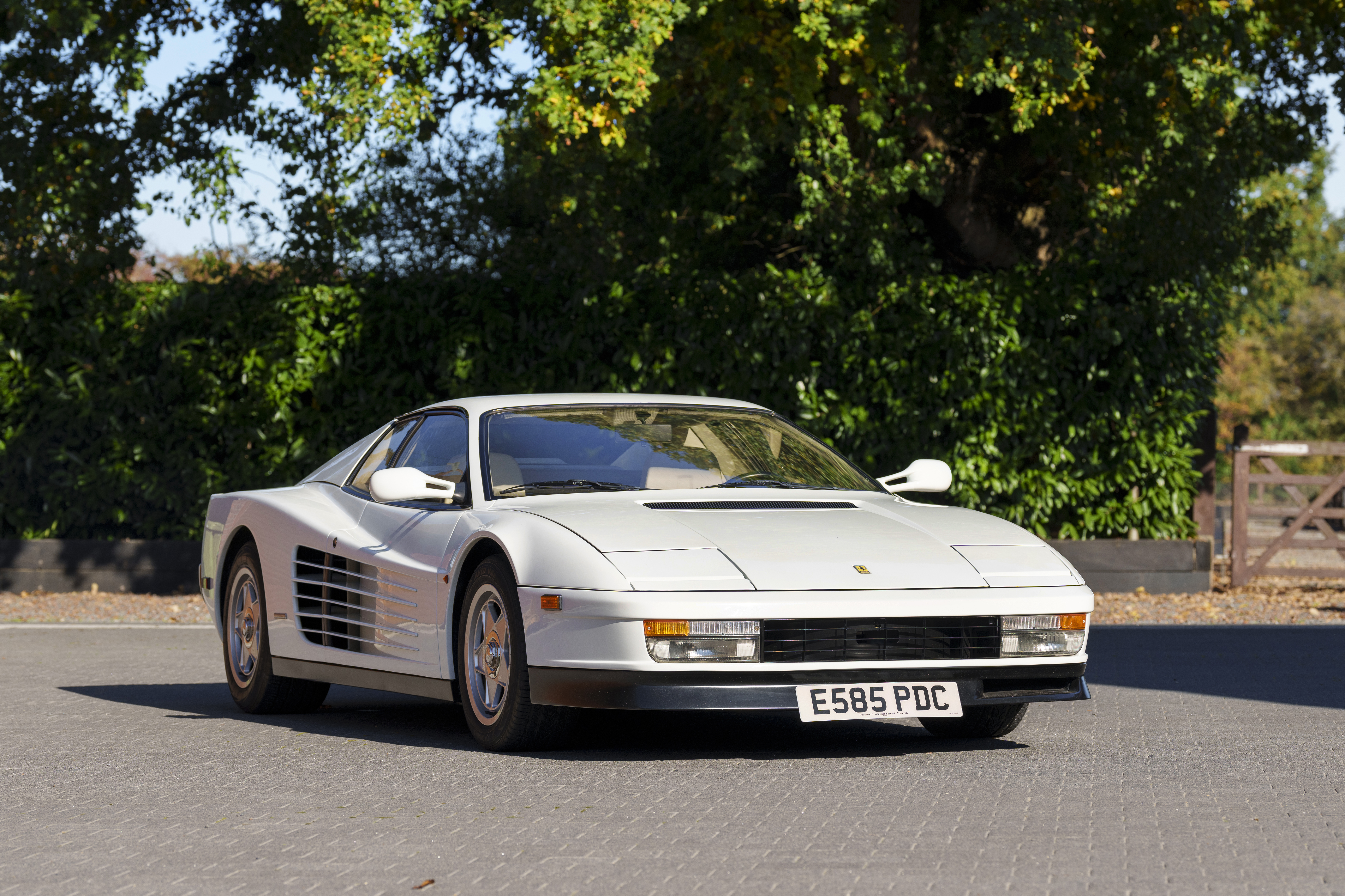 1988 FERRARI TESTAROSSA ‘MONODADO’ for sale by auction in Chesham ...