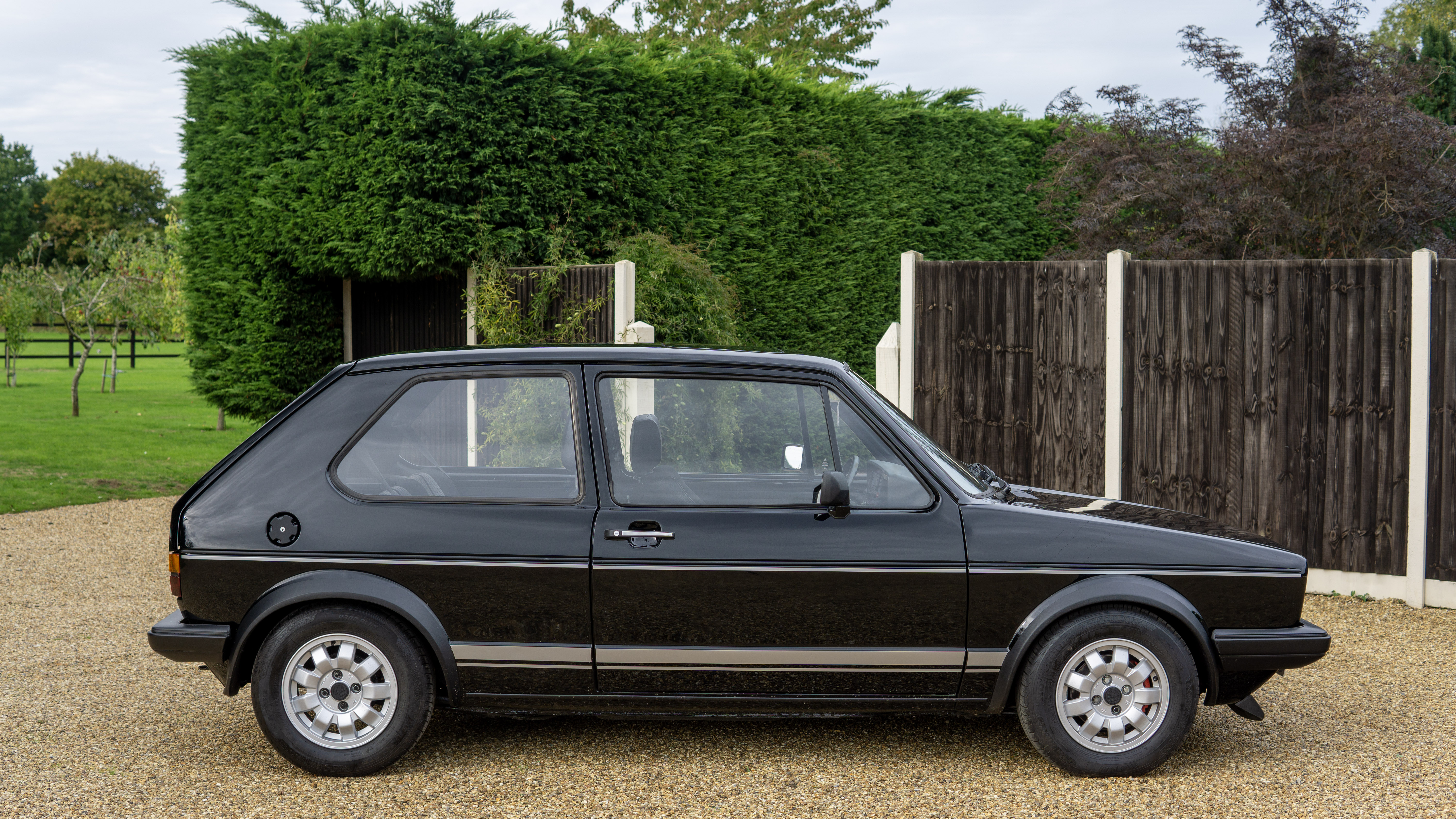 1981 VOLKSWAGEN GOLF (MK1) GTI