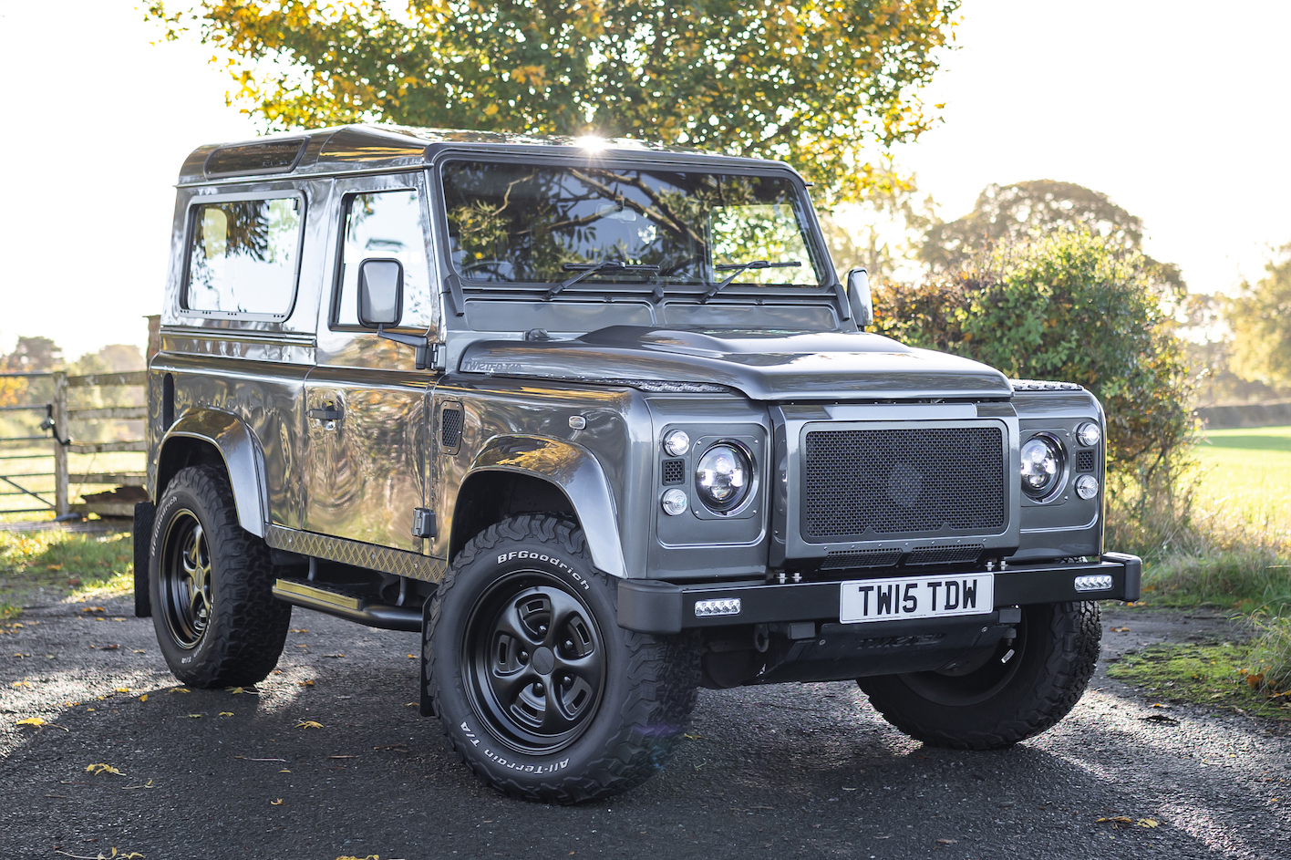 2015 LAND ROVER DEFENDER 90 'TWISTED'