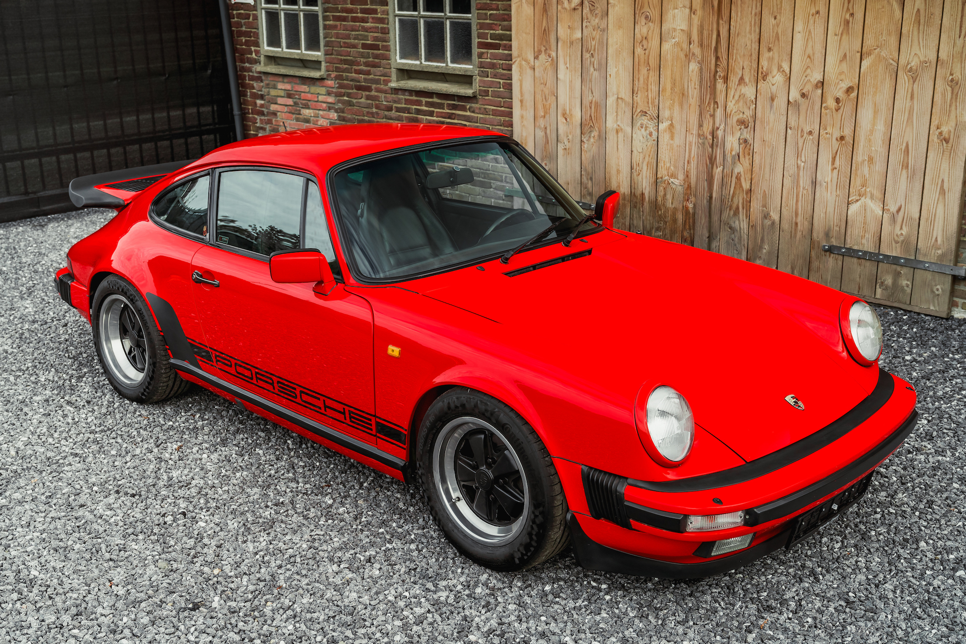 1974 PORSCHE 911 - CARRERA 3.2 CONVERSION