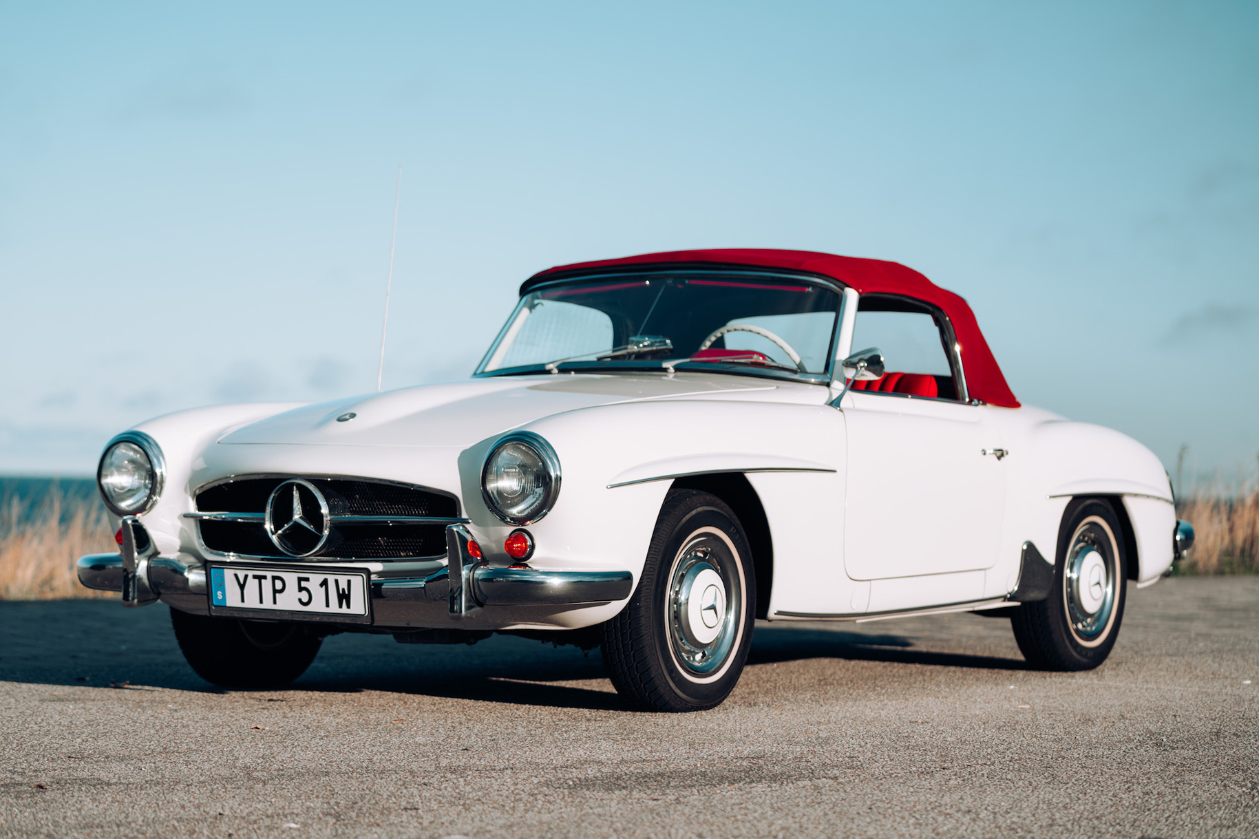 Stilvolle Mercedes Benz 190 Class Bild