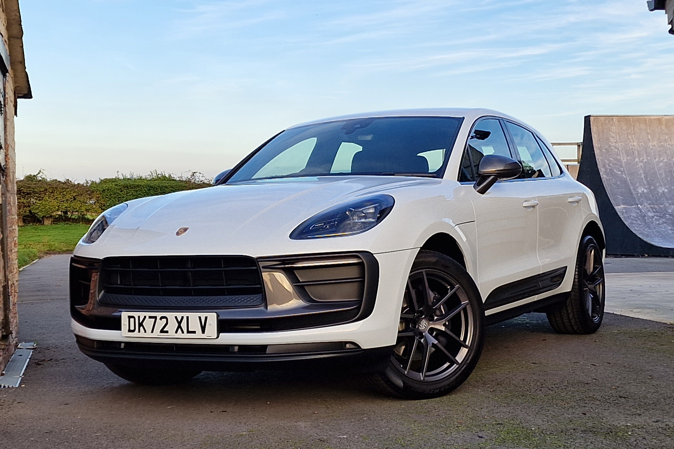 2022 PORSCHE MACAN T