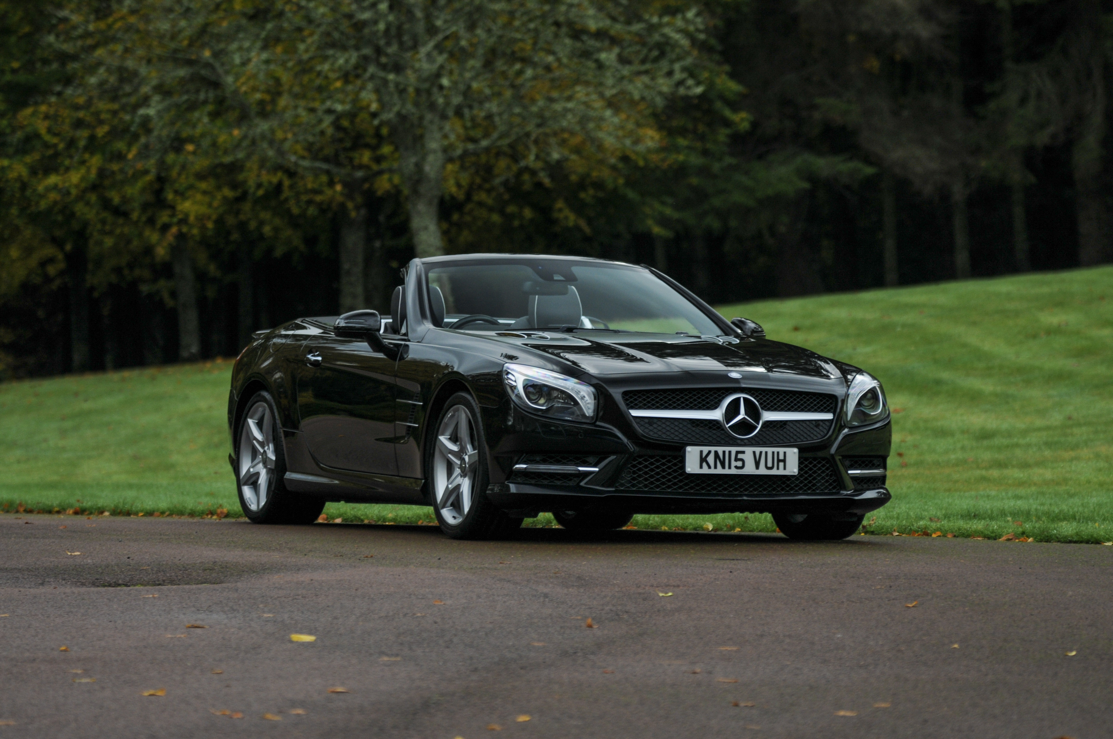 2015 MERCEDES-BENZ (R231) SL400 AMG SPORT - 25,500 MILES