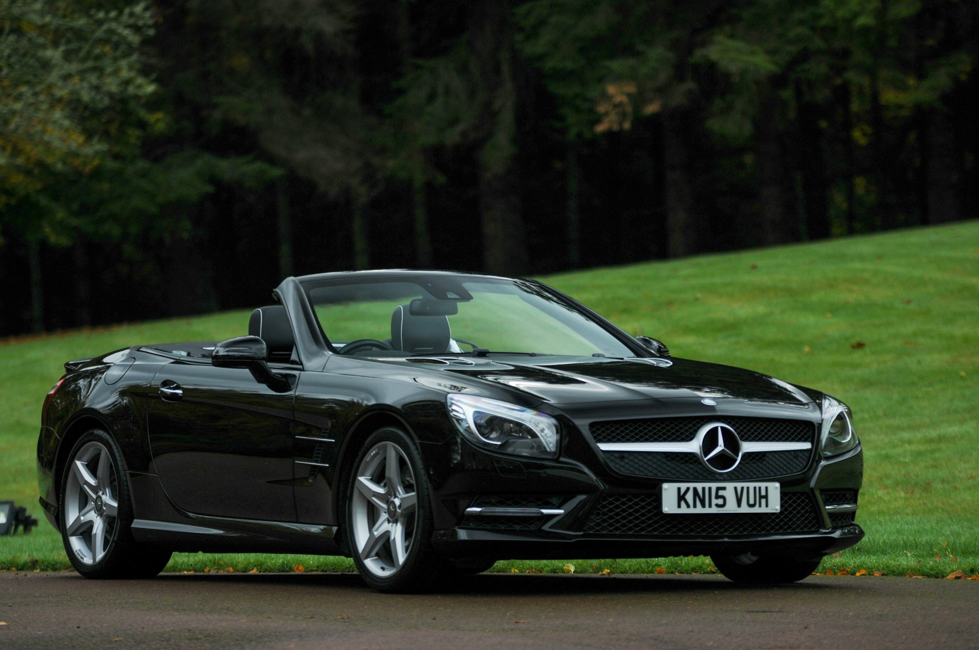 2015 MERCEDES-BENZ (R231) SL400 AMG SPORT - 25,500 MILES