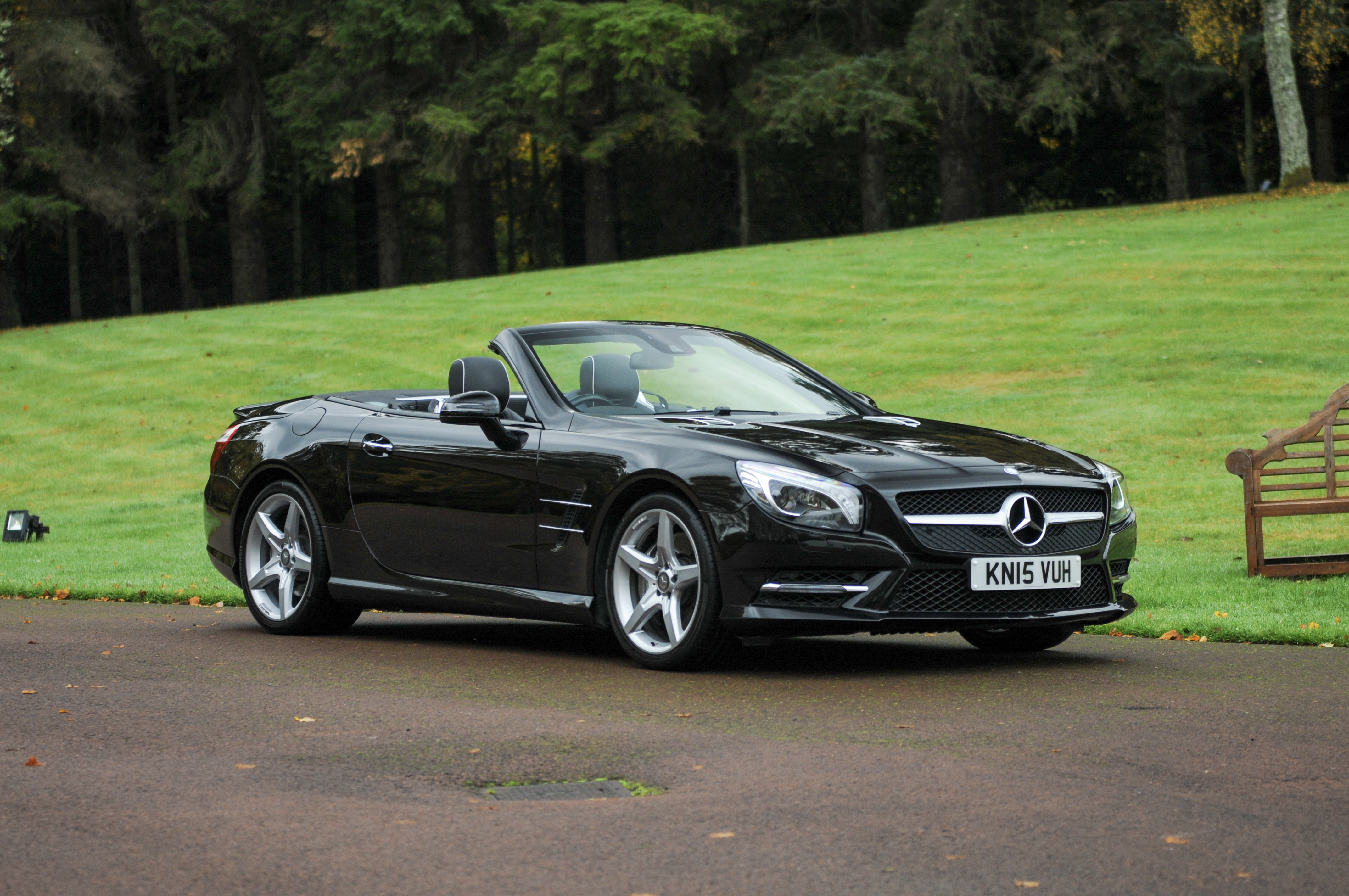 2015 MERCEDES-BENZ (R231) SL400 AMG SPORT - 25,500 MILES