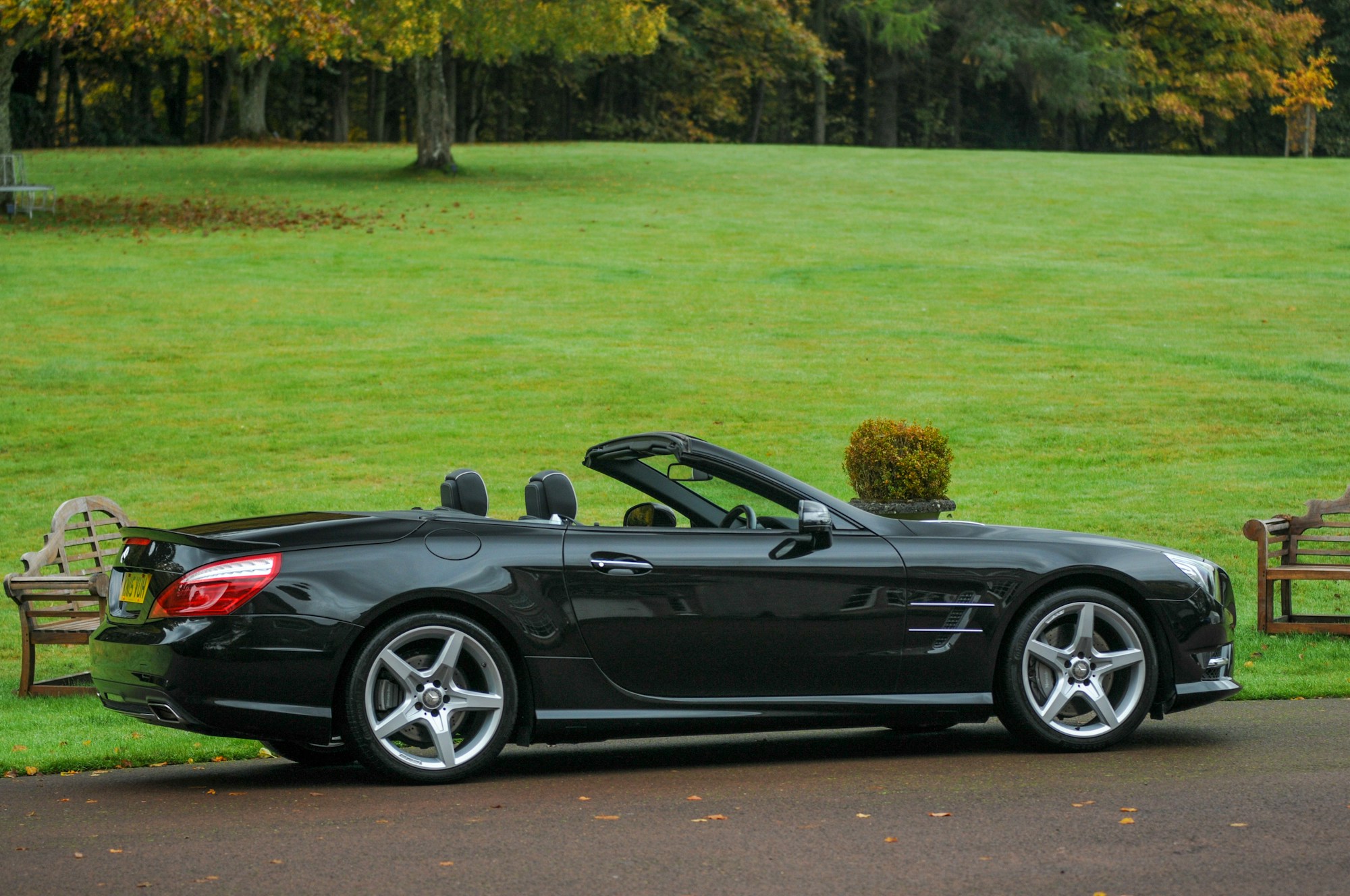 2015 MERCEDES-BENZ (R231) SL400 AMG SPORT - 25,500 MILES