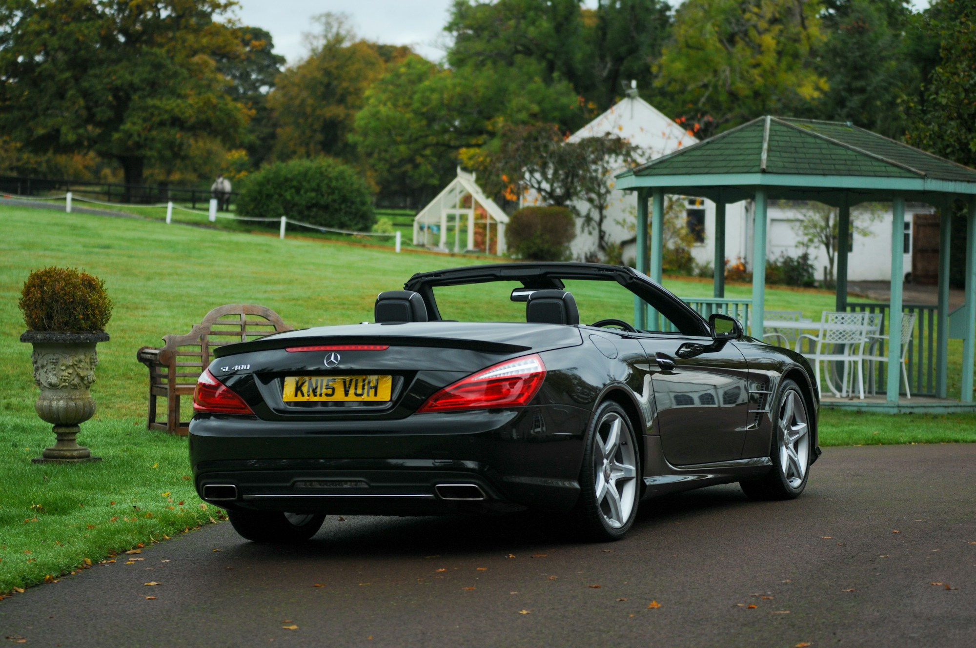 2015 MERCEDES-BENZ (R231) SL400 AMG SPORT - 25,500 MILES