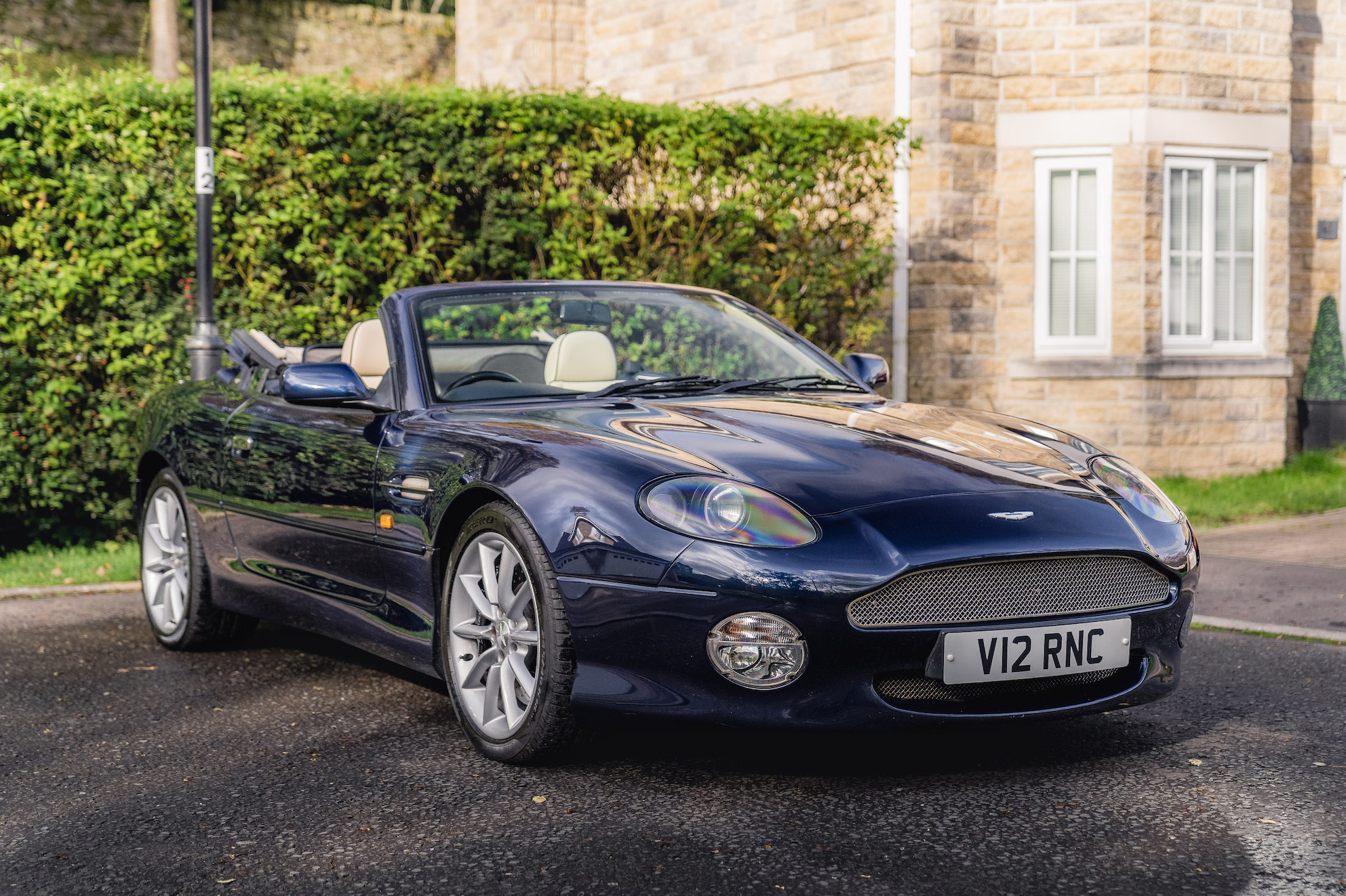 2001 ASTON MARTIN DB7 VANTAGE VOLANTE